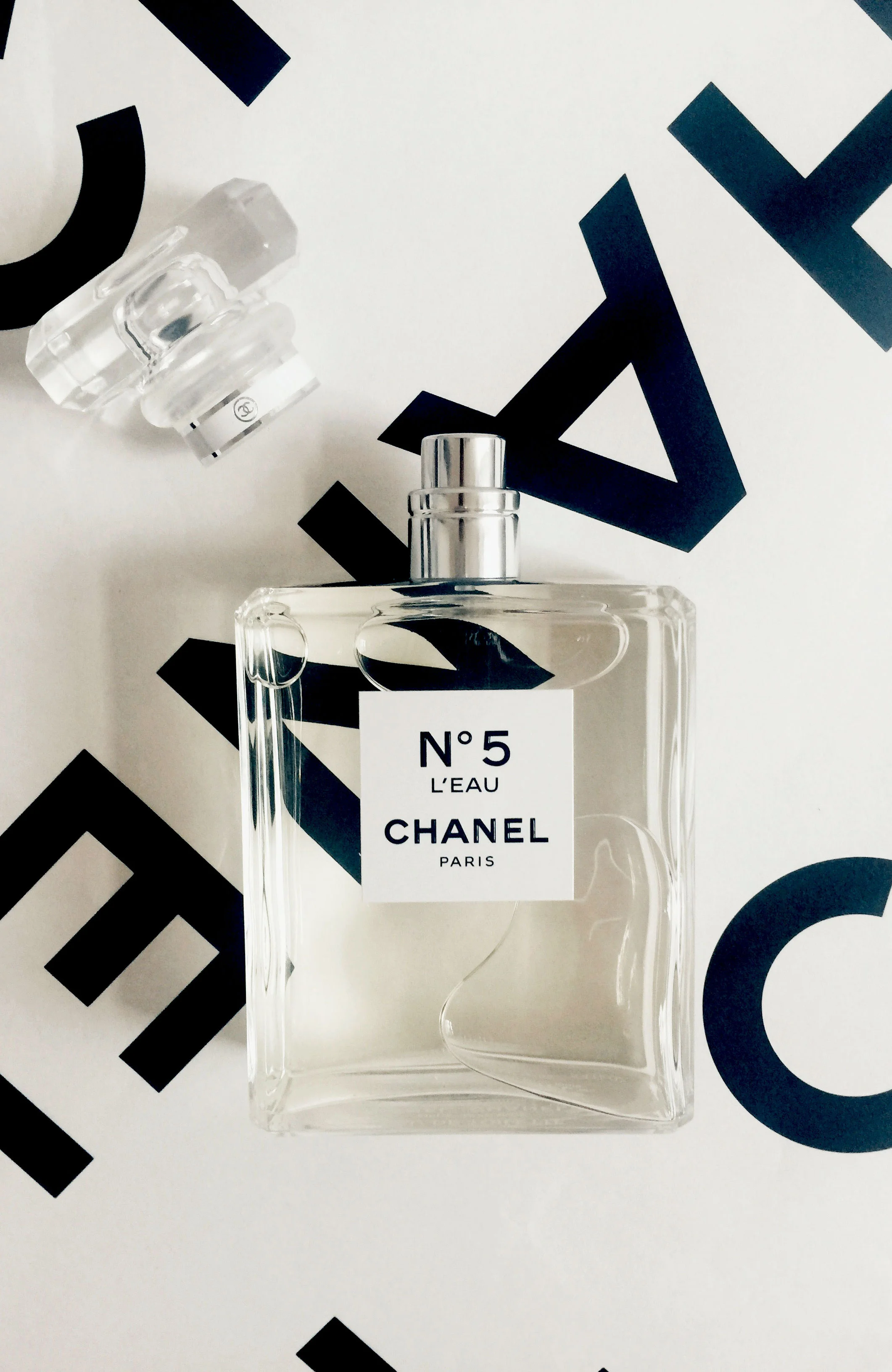 CHANELN5L_Eau_byBIRDSNEVERBORED_KF-2.jpg