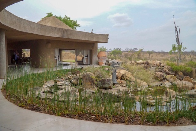 sabi sabi earth lodge 5.jpg