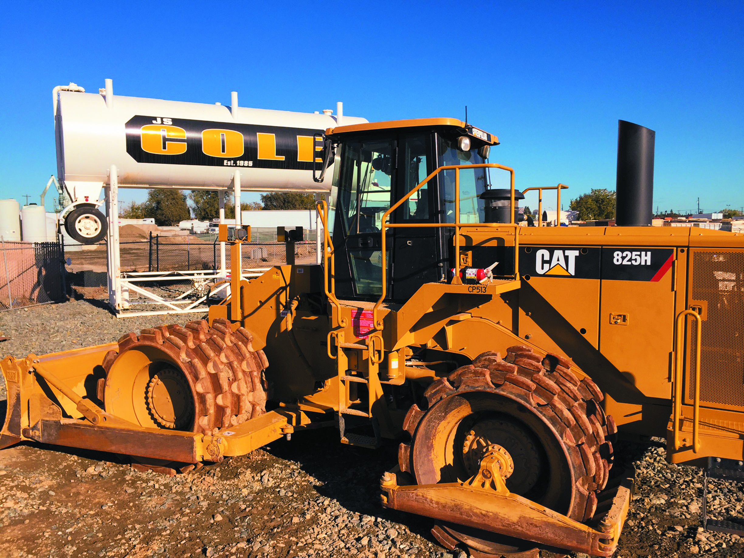 Caterpillar 825H