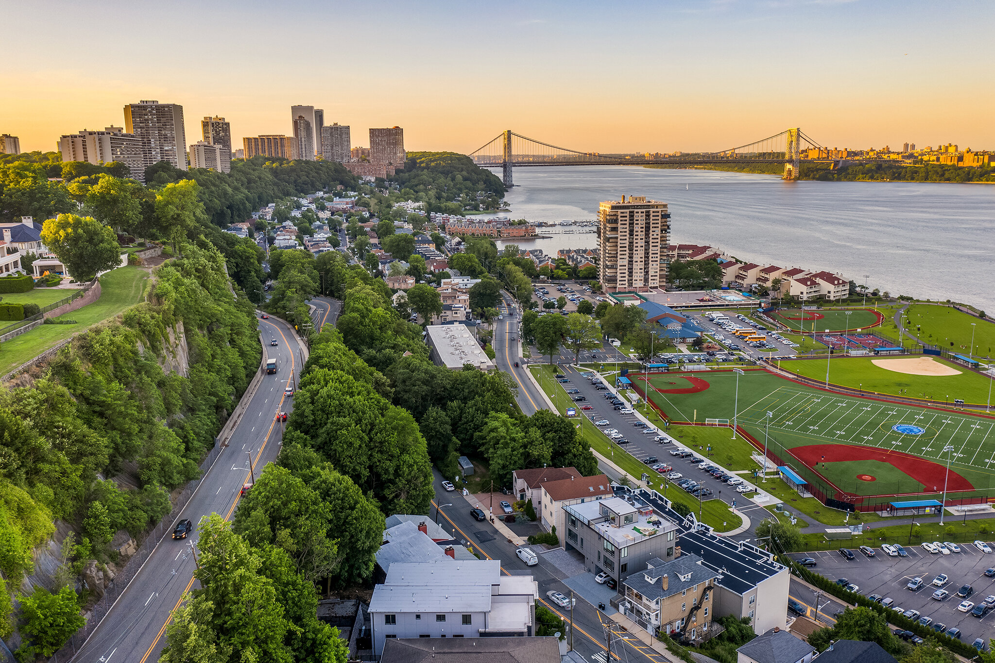 Redfin  Michael Kowalski 76 NJ 5 Unit 2B  Edgewater, NJ 07020 Drone Aerialsonline05.jpg