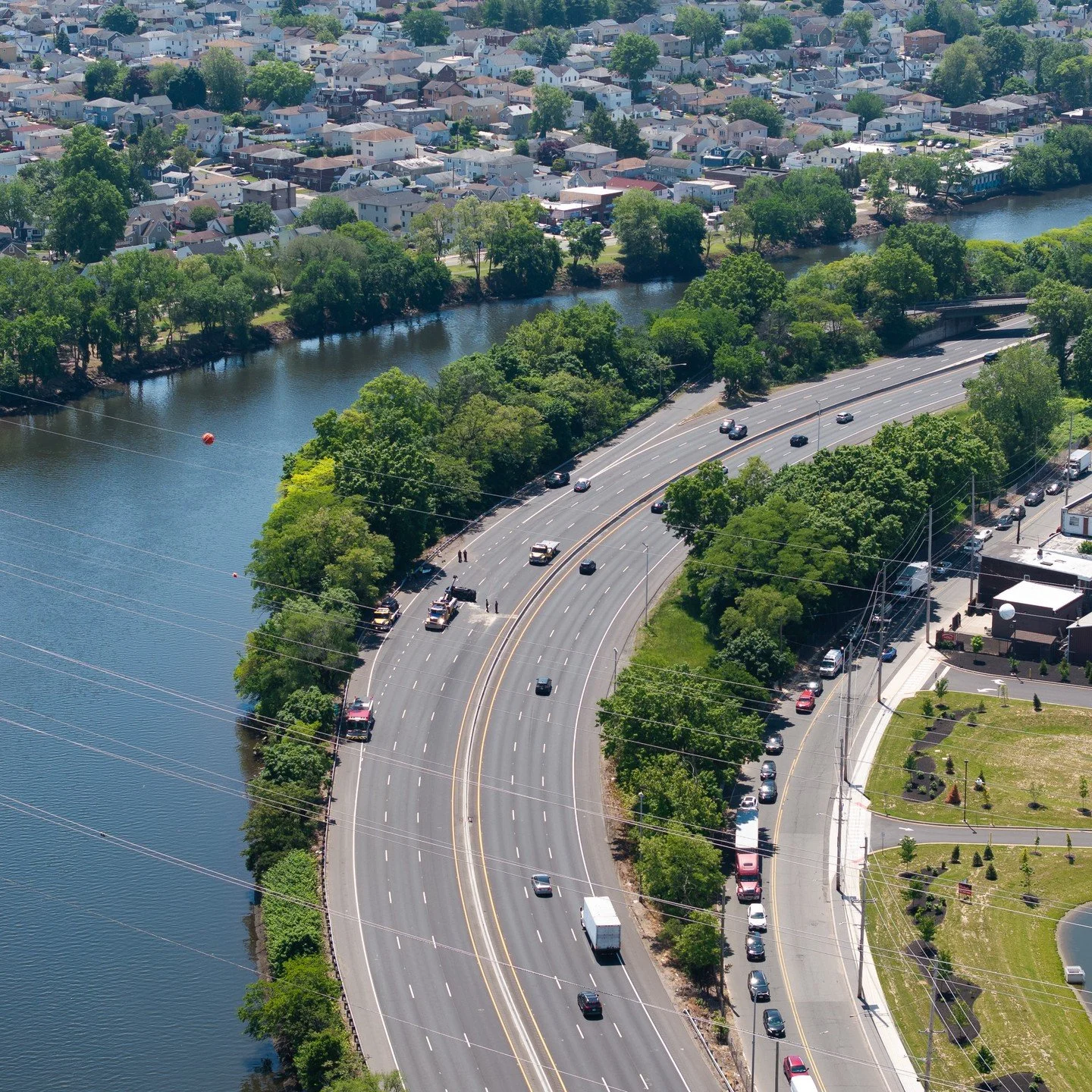 Sent the drone out to see what all the noise and trafffic was about! #njdrone #djimavic3pro #njnews #njtraffic #njaccident #rt21

https://www.youtube.com/watch?v=f5tFgBbwSfQ