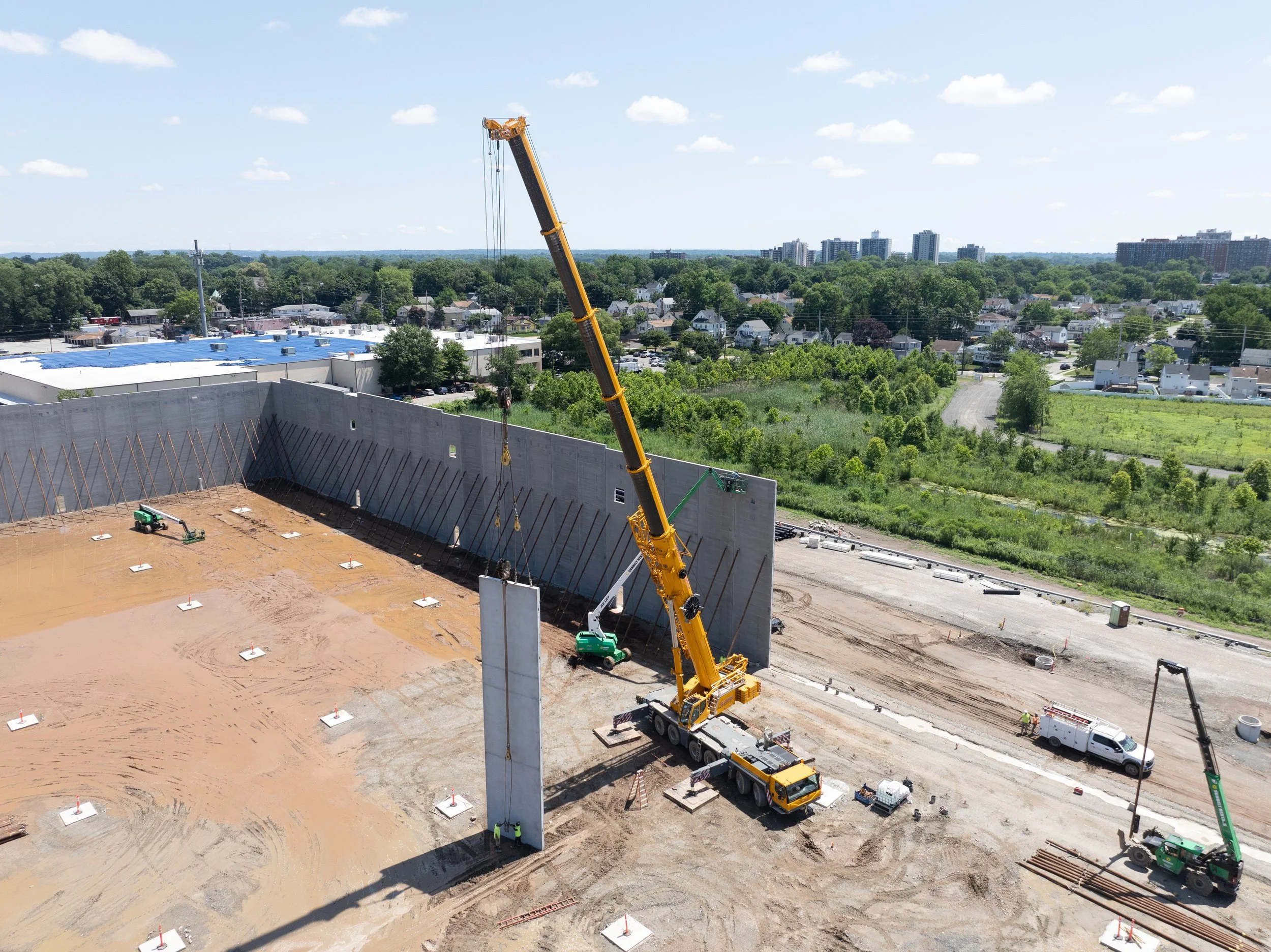 Groundbreaking to &ldquo;Walls Up&rdquo; Events&mdash;capture the milestones that bring your construction project to life. 🏗️📸

Professional ground and drone photography showcasing your team, your progress, and the moments worth celebrating. Ideal 