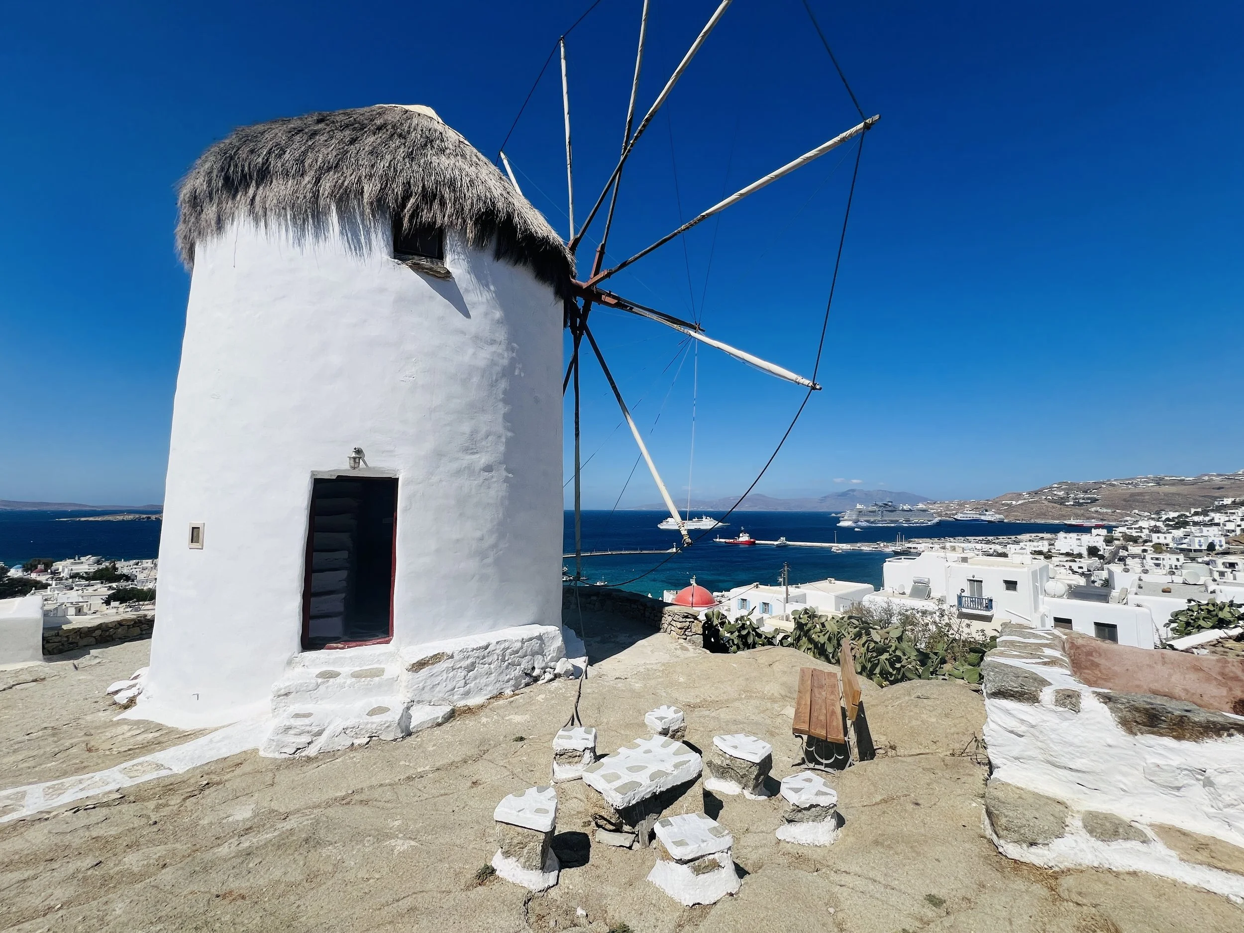 Art retreat Greece Mykonos art holiday Azenart painting holidays