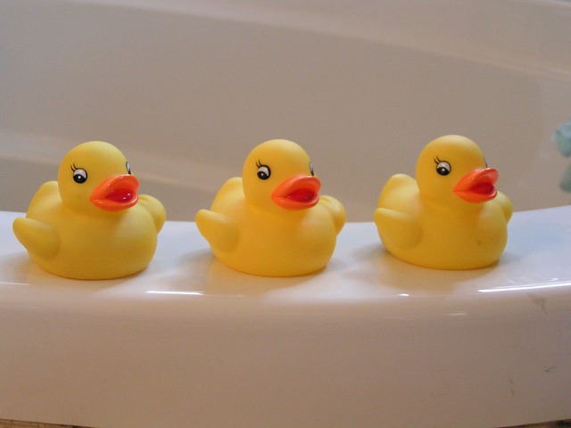 rubber-duckies-14614_640.jpg