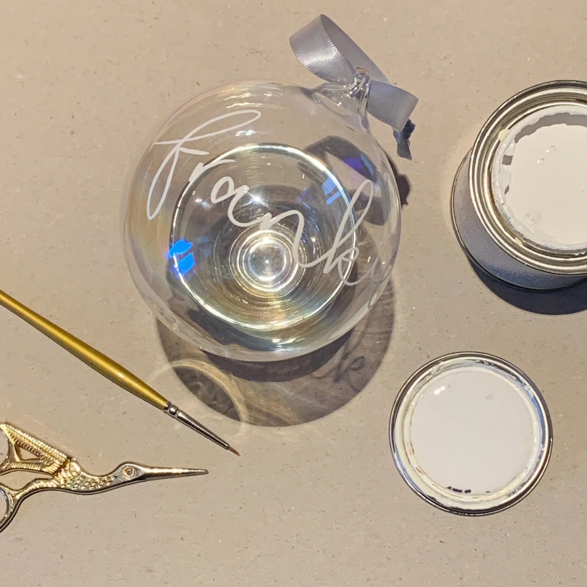 5B00CCF0-2279-43F1-8BCE-D04074EBA9AF