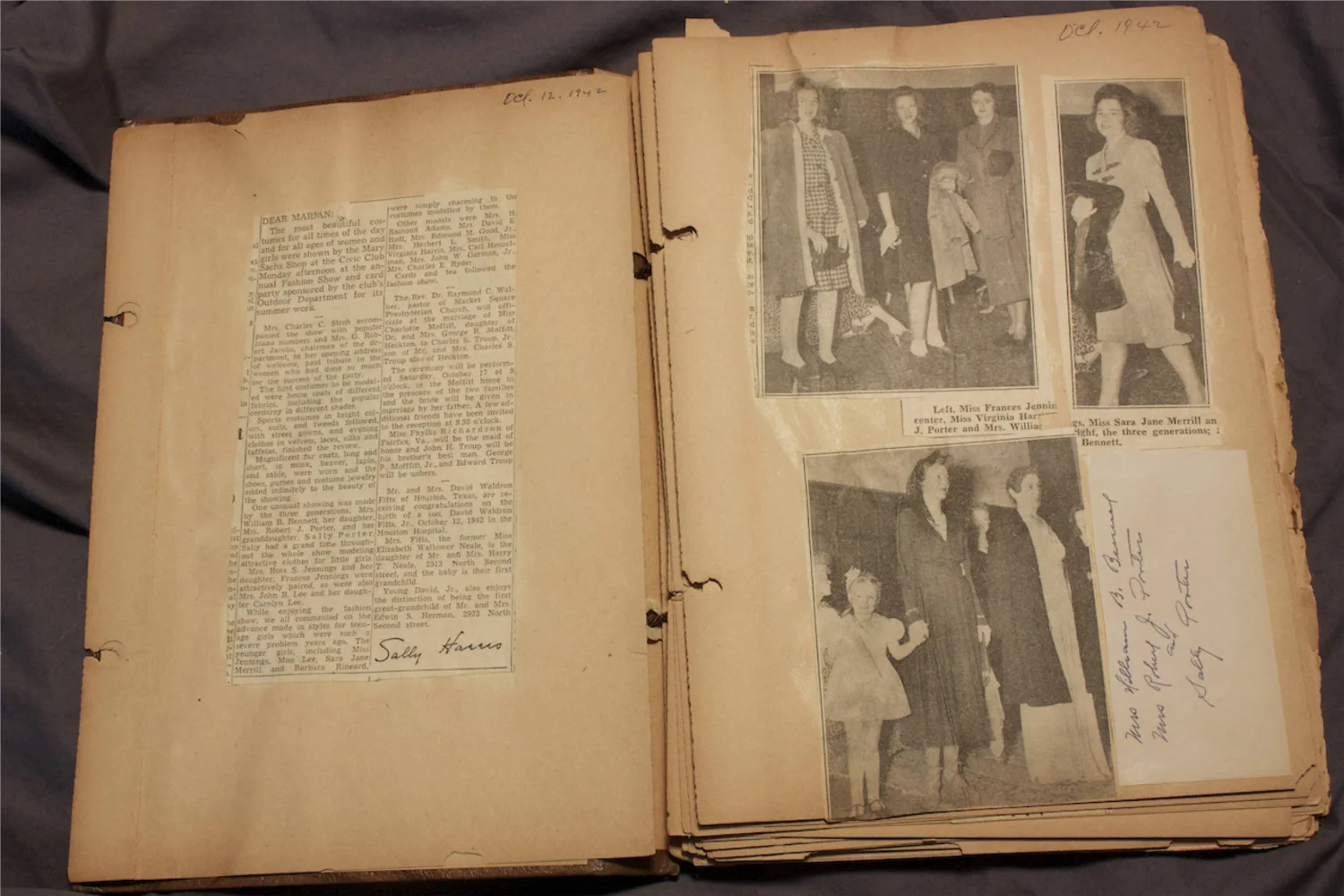 Fashion Show December 1942