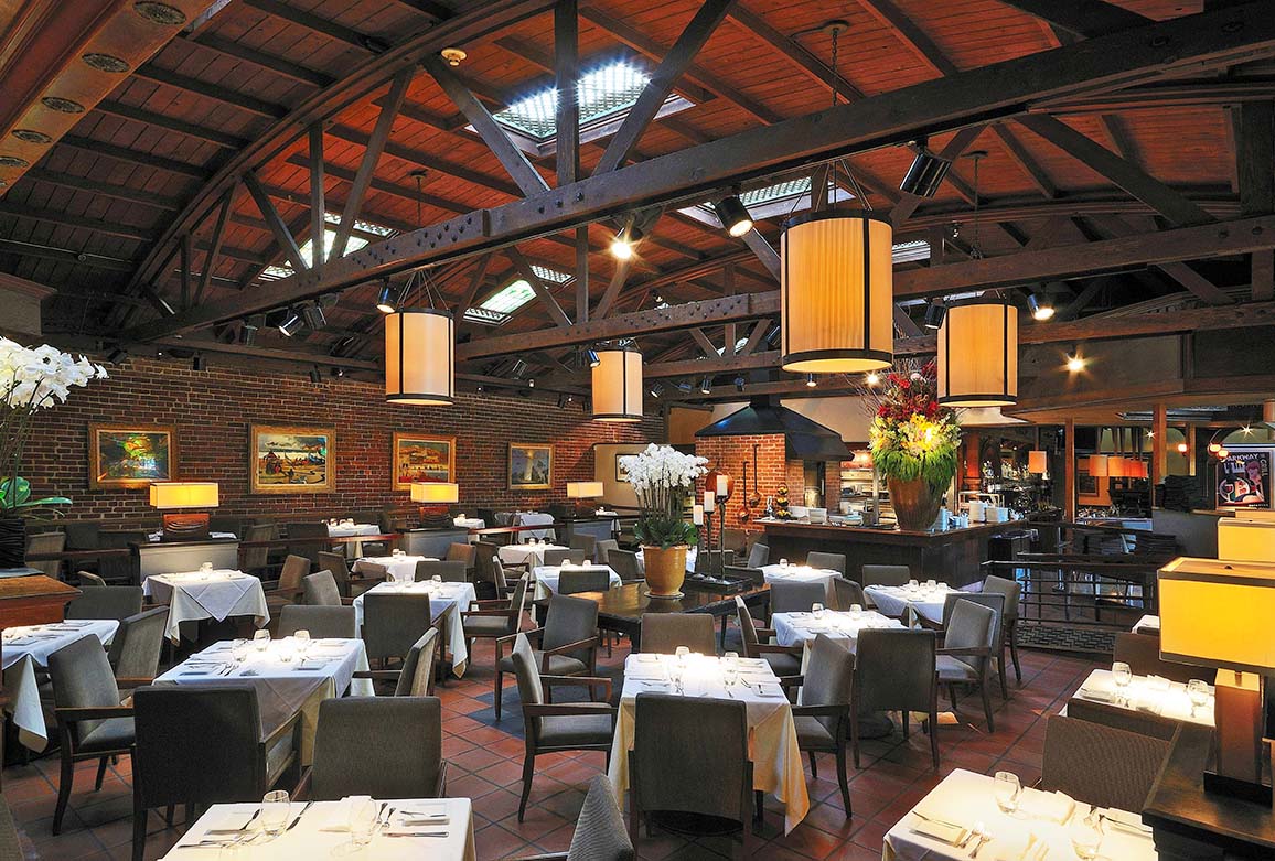 Parkway Grill's Main Dining Room