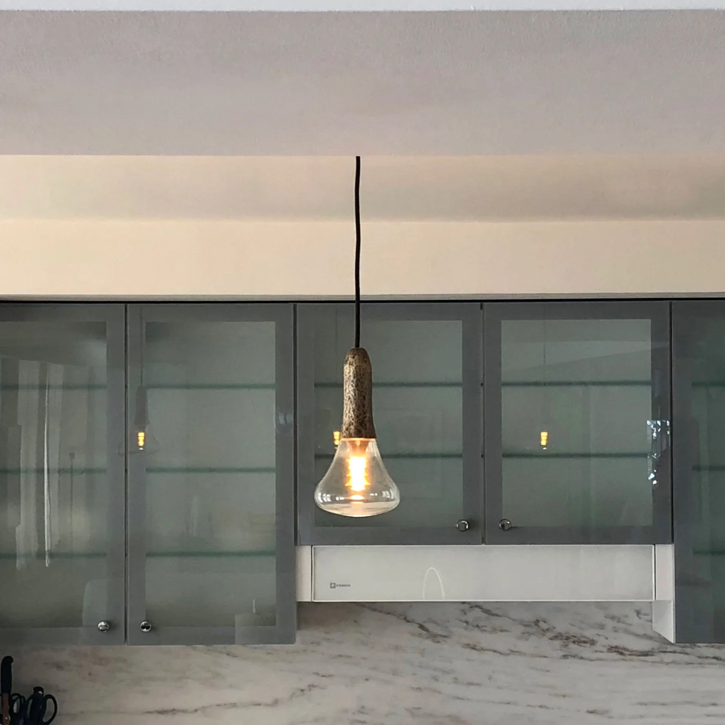 Kitchen+-+pendants+1.jpg