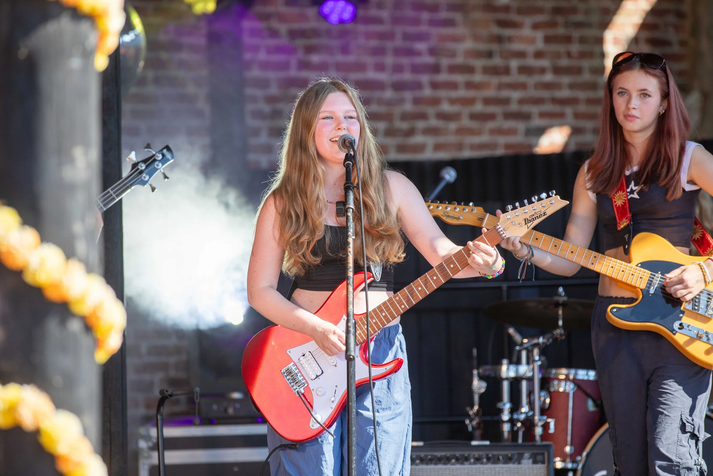 Hops in the garden 2023-3.jpg