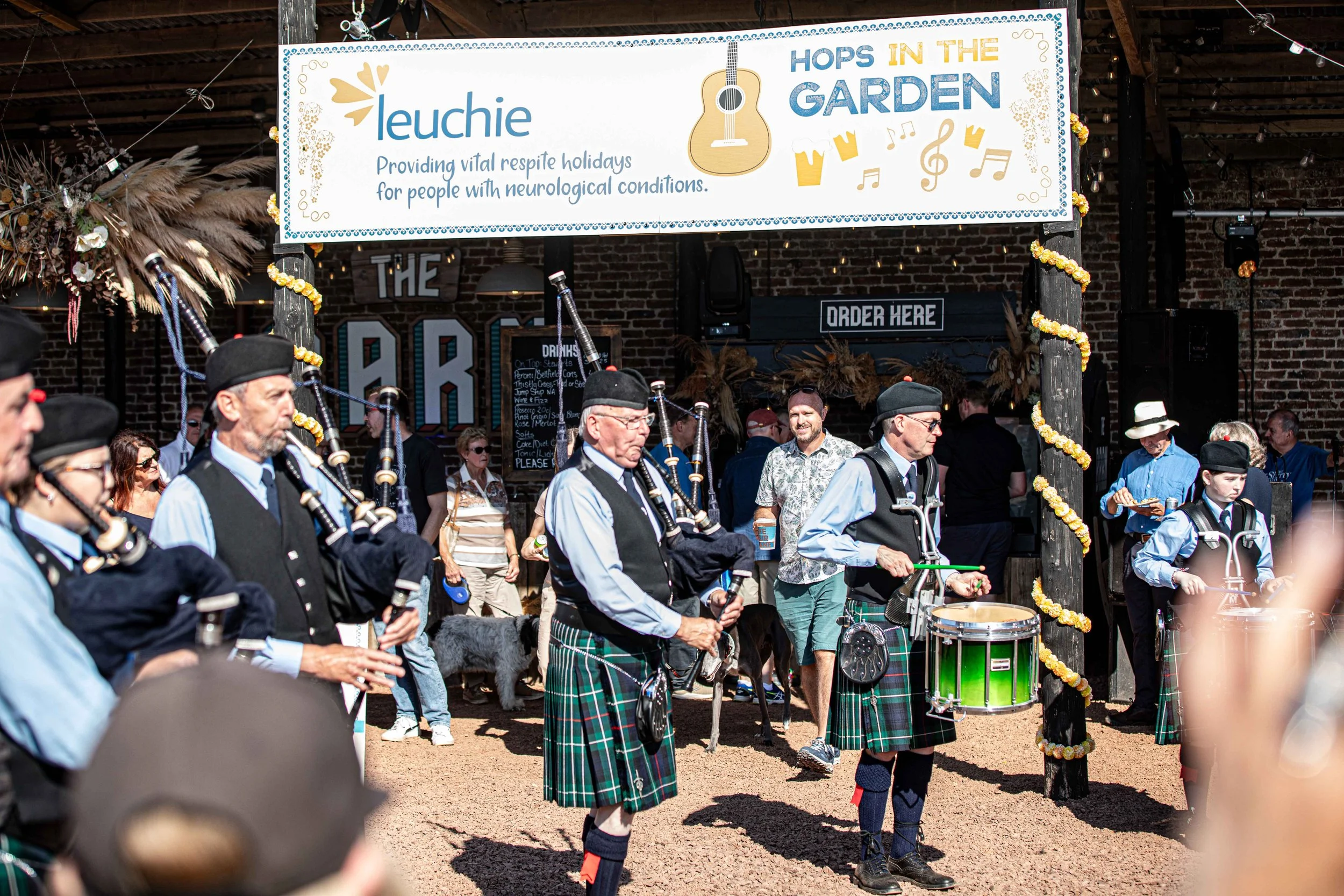 Hops in the garden 2023-9.jpg