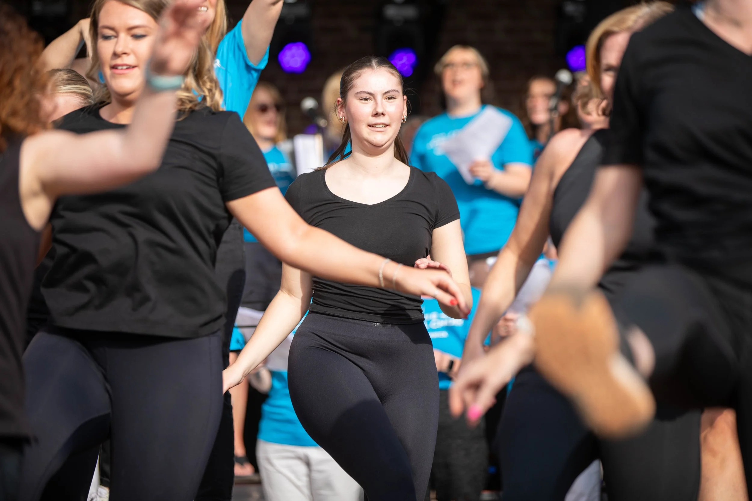 Hops in the garden 2023-69.jpg