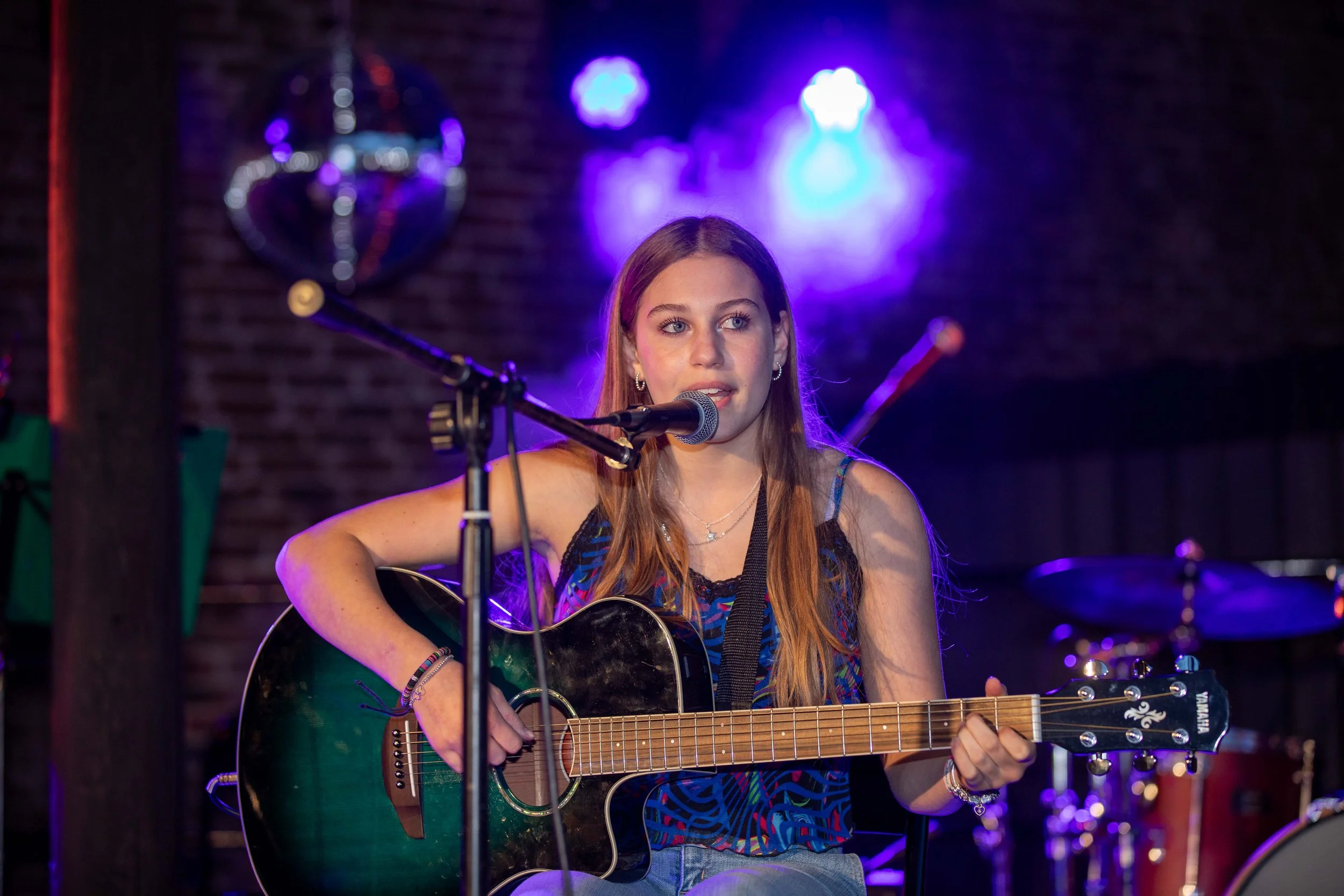 Hops in the garden 2023-98.jpg