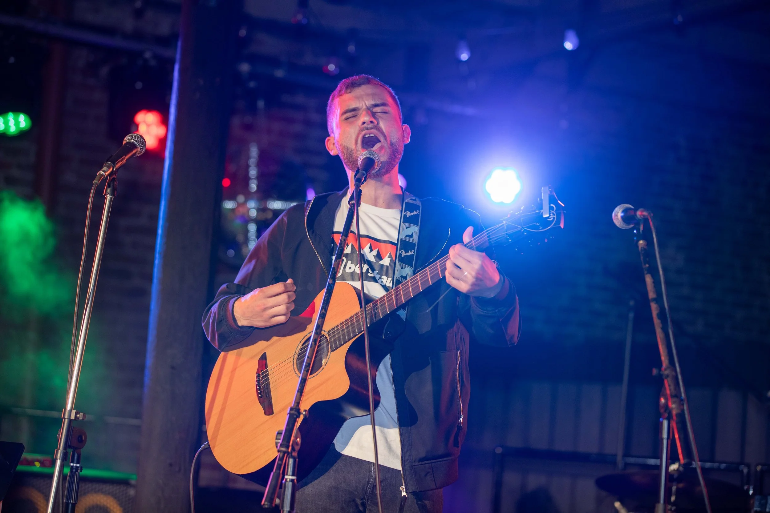 Hops in the garden 2023-152.jpg