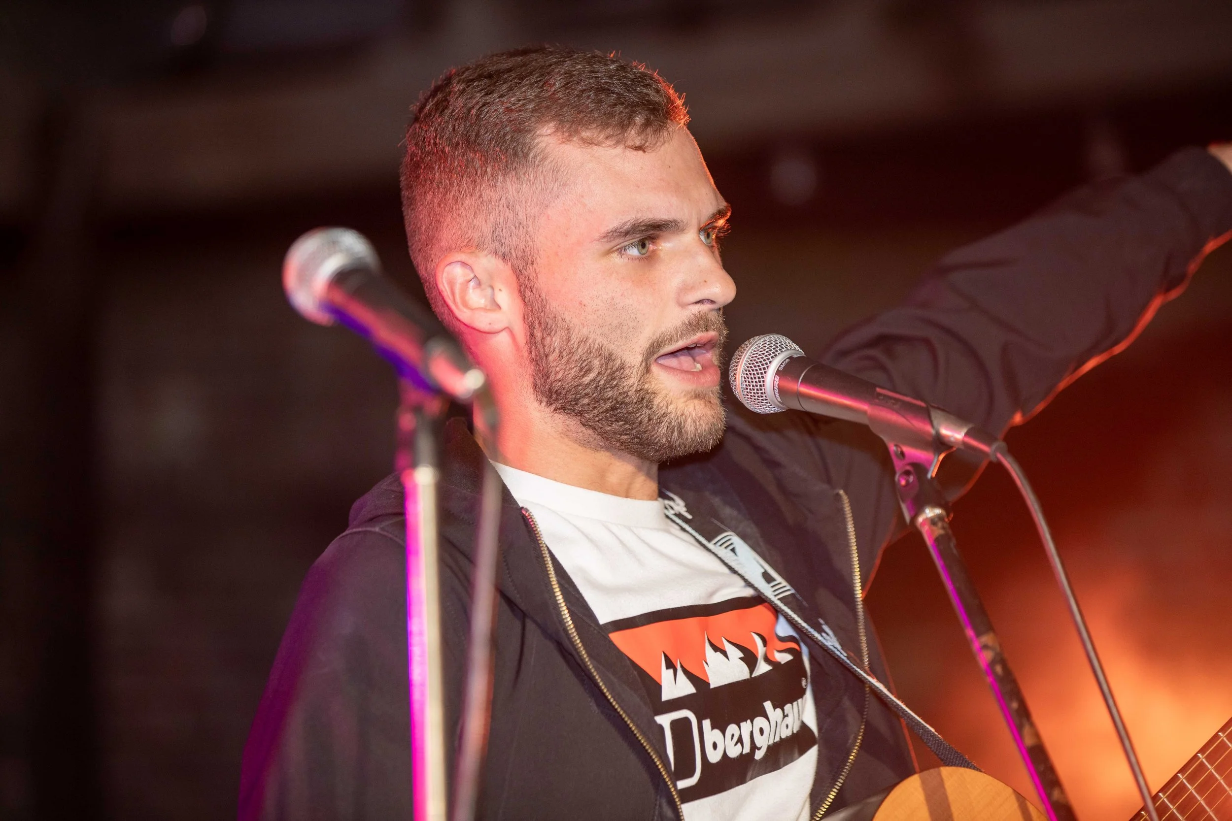 Hops in the garden 2023-160.jpg