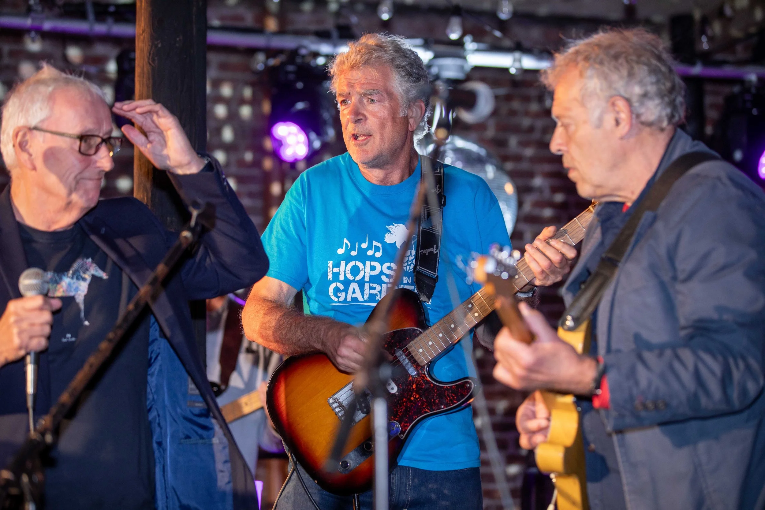 Hops in the garden 2023-198.jpg