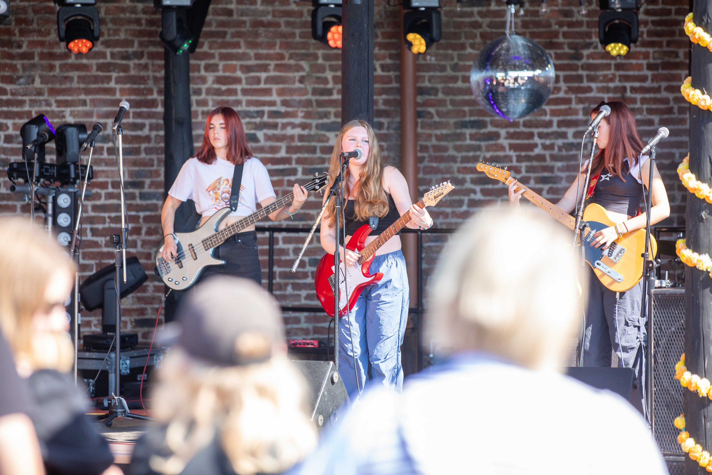 Hops in the garden 2023-14.jpg