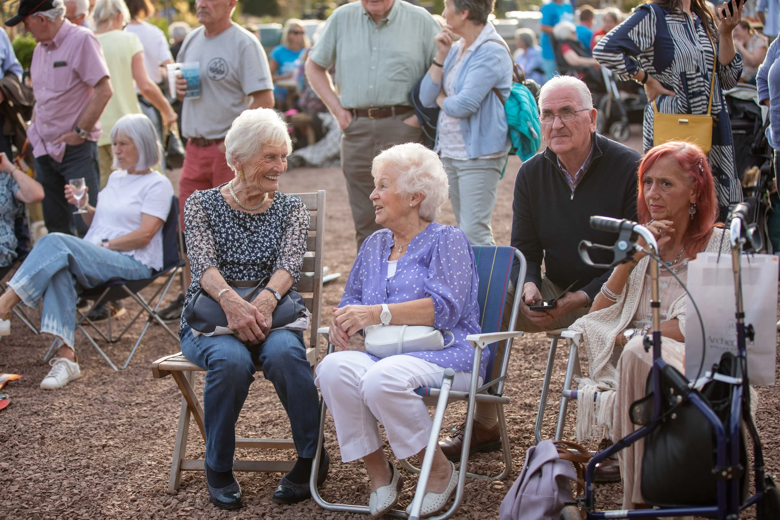Hops in the garden 2023-6.jpg