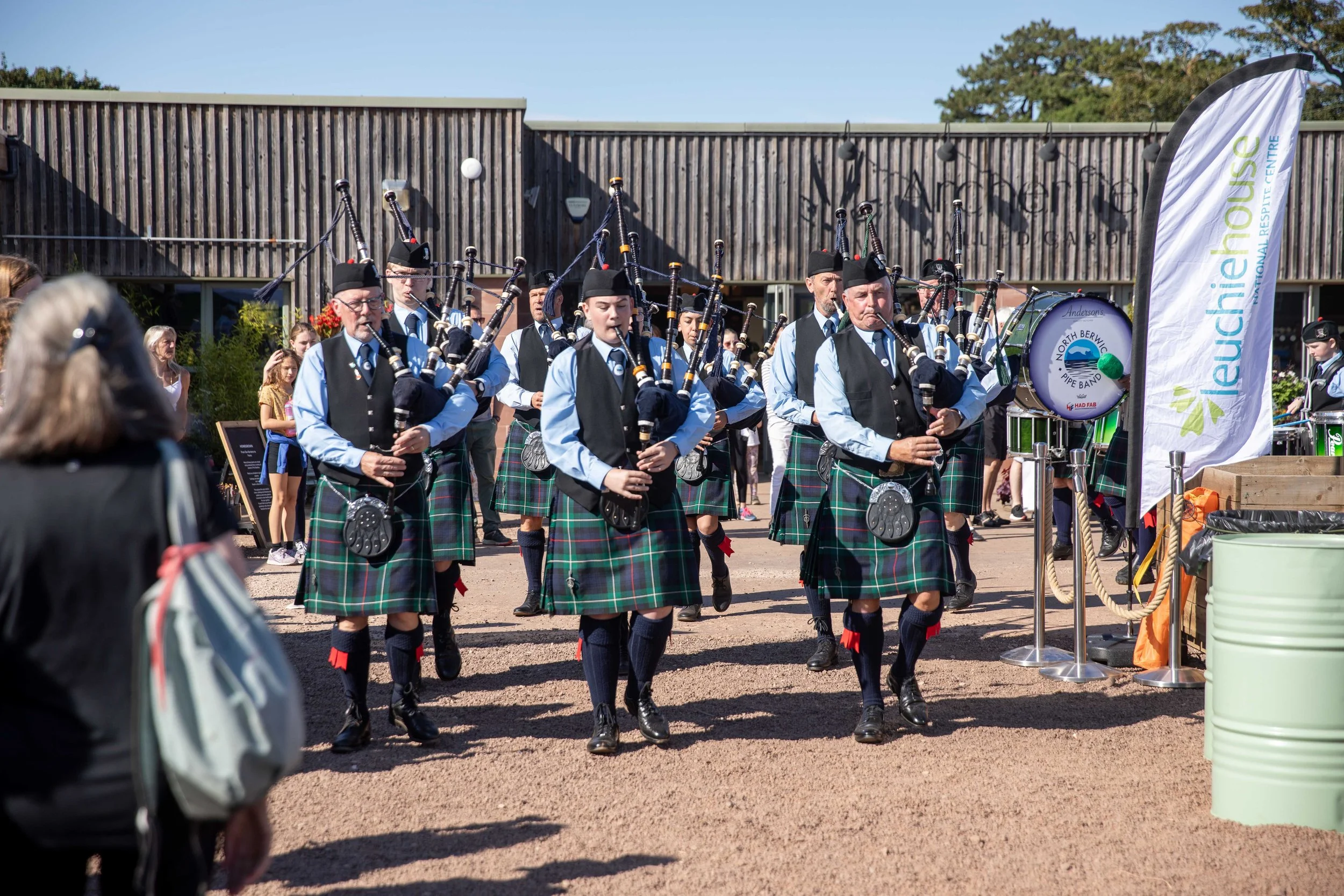 Hops in the garden 2023-17.jpg