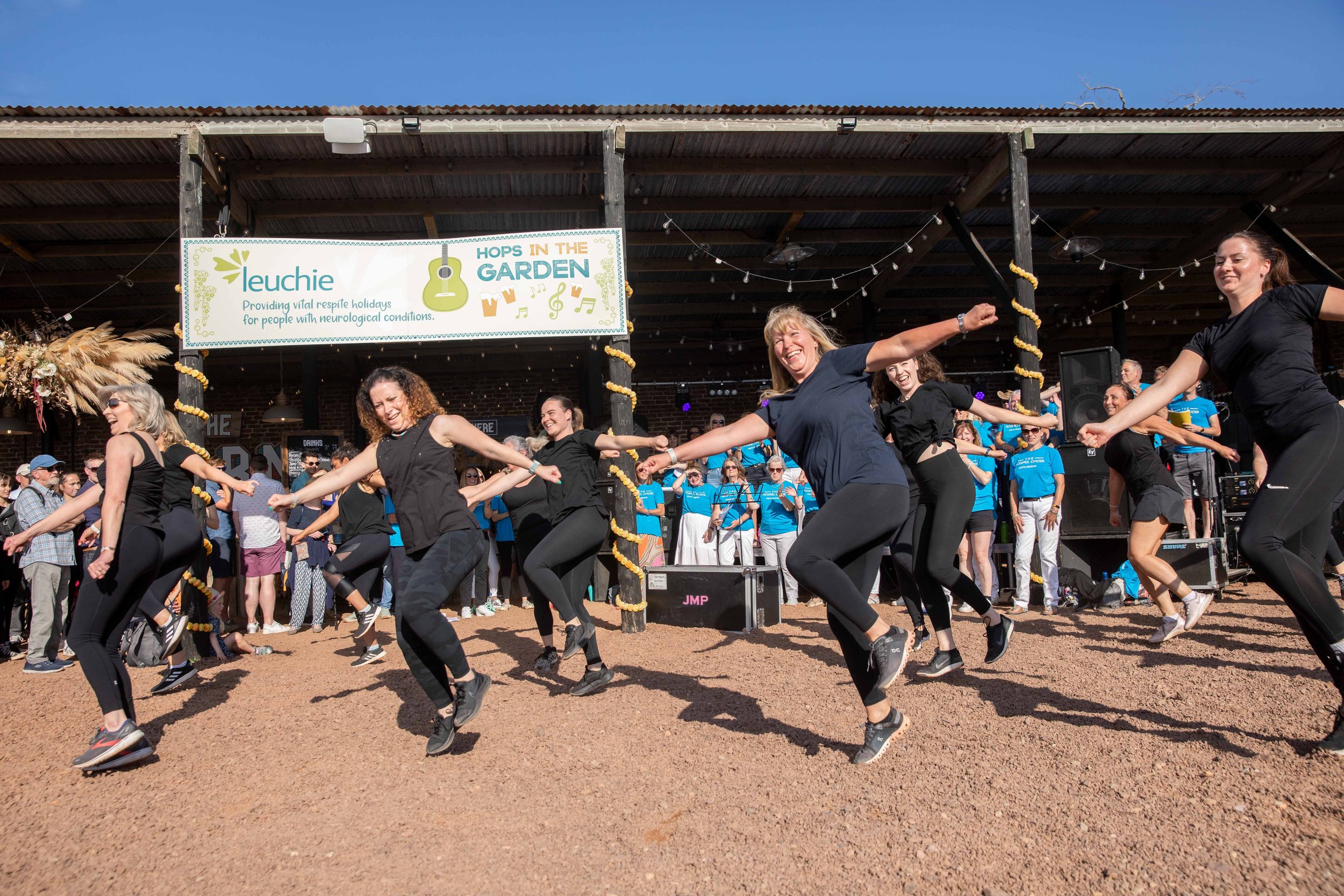 Hops in the garden 2023-40.jpg