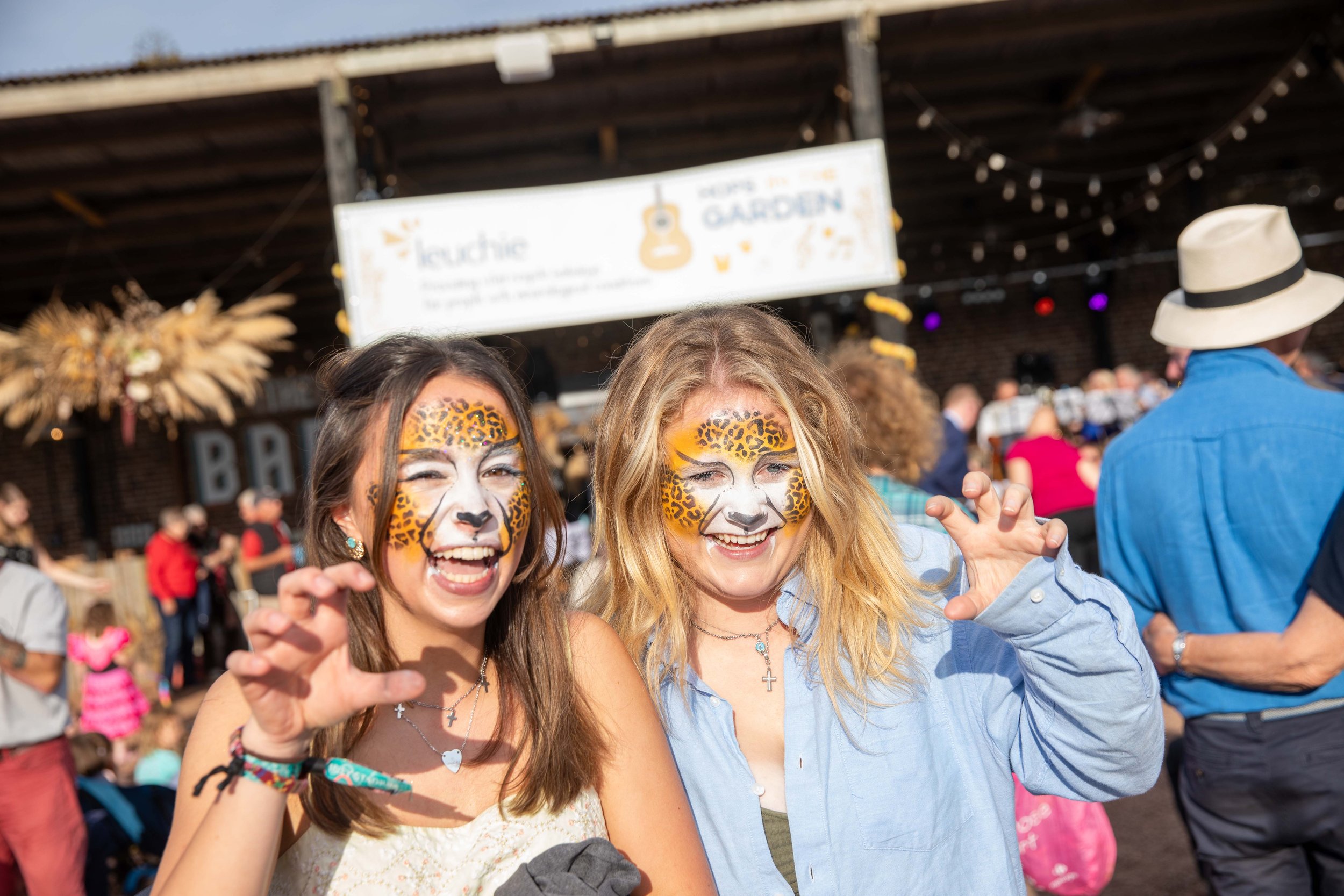 Hops in the garden 2023-56.jpg