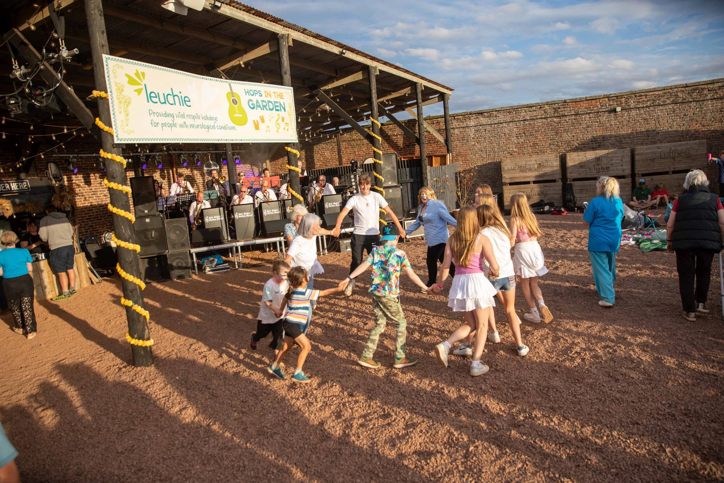 Hops in the garden 2023-64.jpg