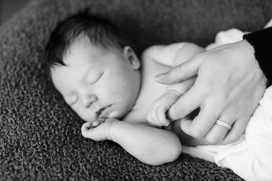 Baby_Riley-Newborns-7.jpg