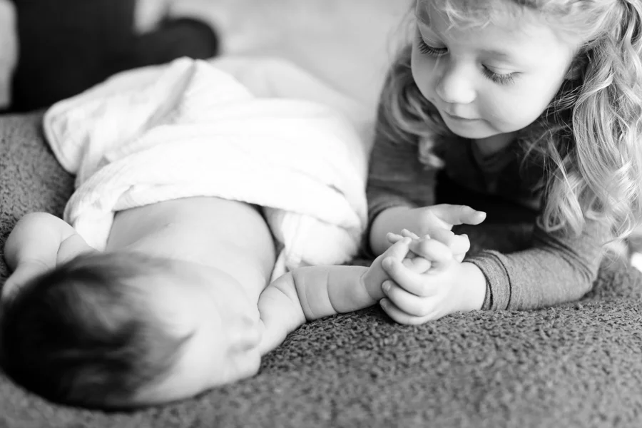 Baby_Riley-Newborns-11.jpg