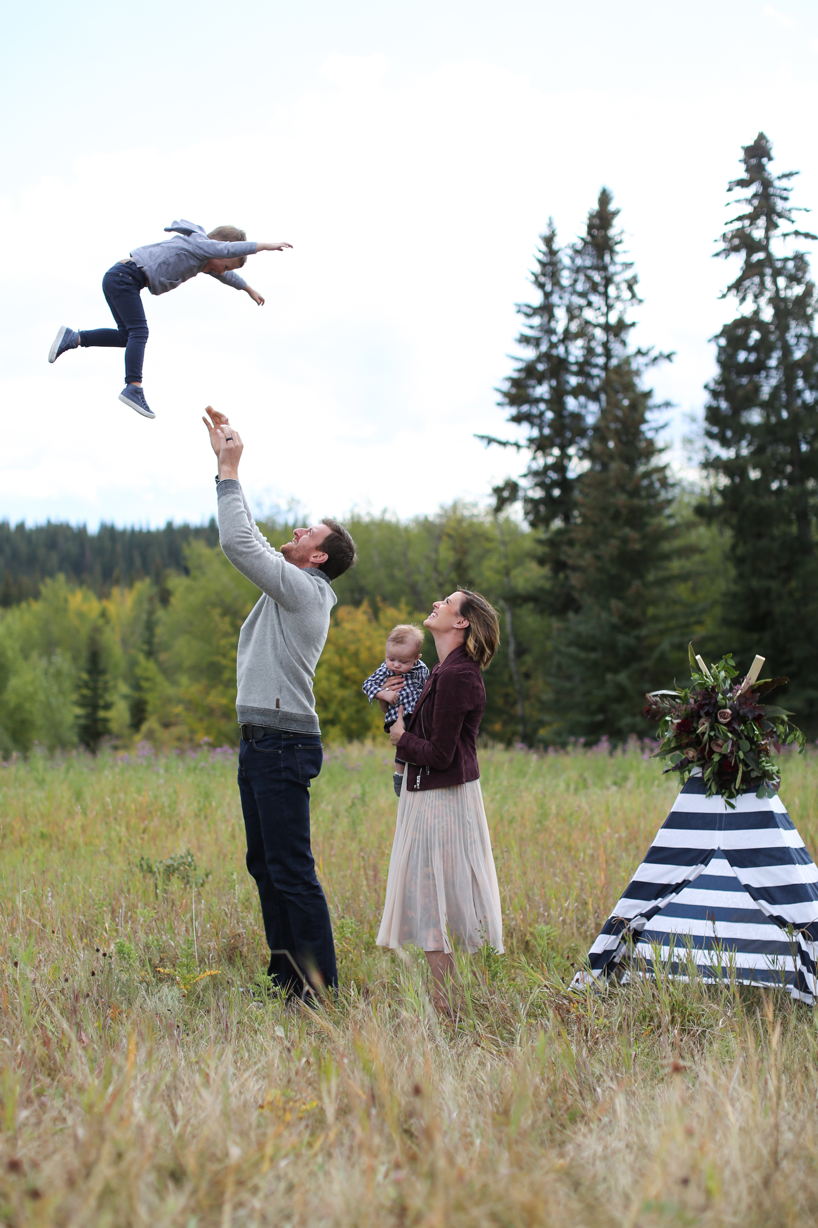 Fall-Family-Creative-Lindsay_Skeans_Photography-15.jpg