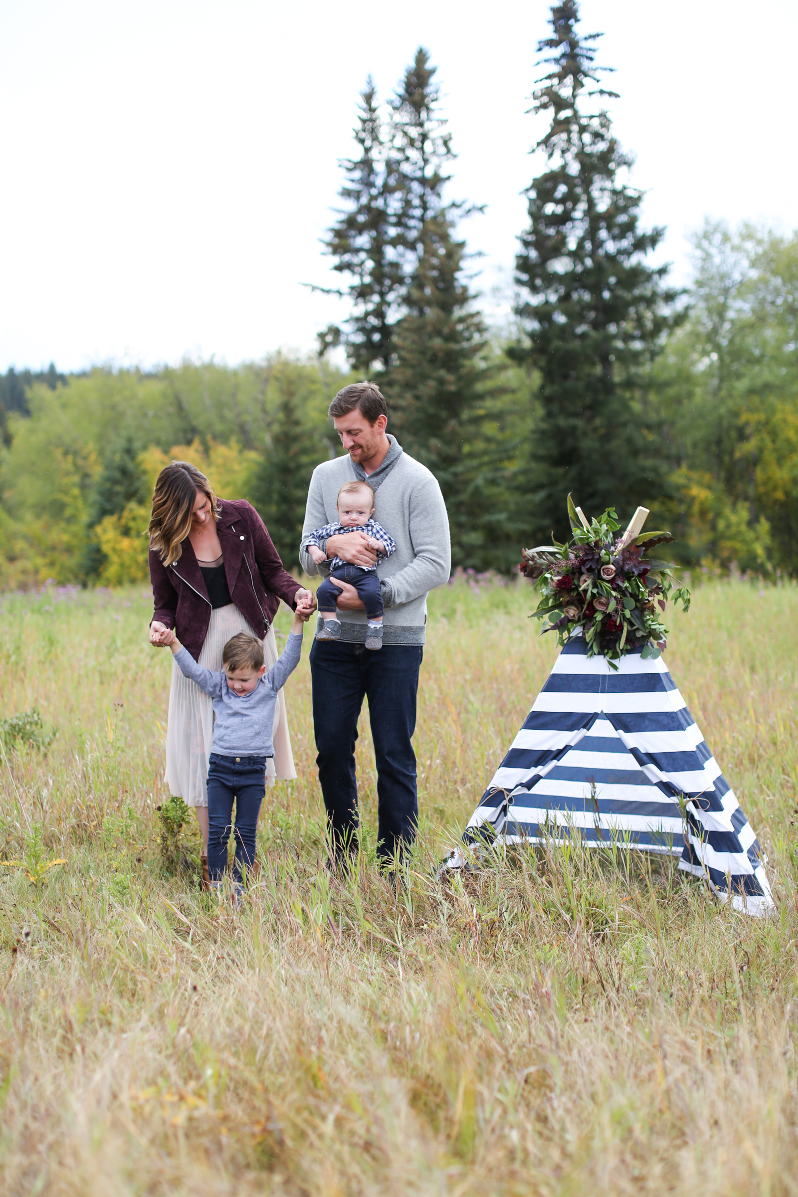 Fall-Family-Creative-Lindsay_Skeans_Photography-17.jpg