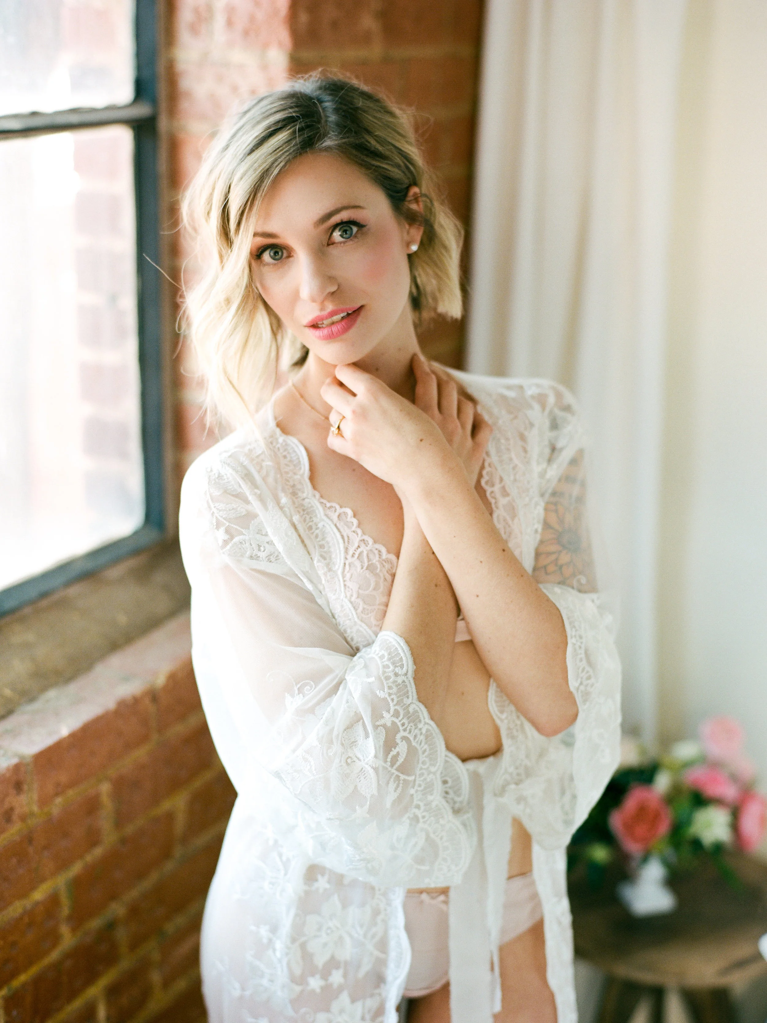 LubbockTexasBoudoirPhotographyStudio-KatieRiveraPhotography-FineArtFilmModernBoudiorPhotographer-018.jpg