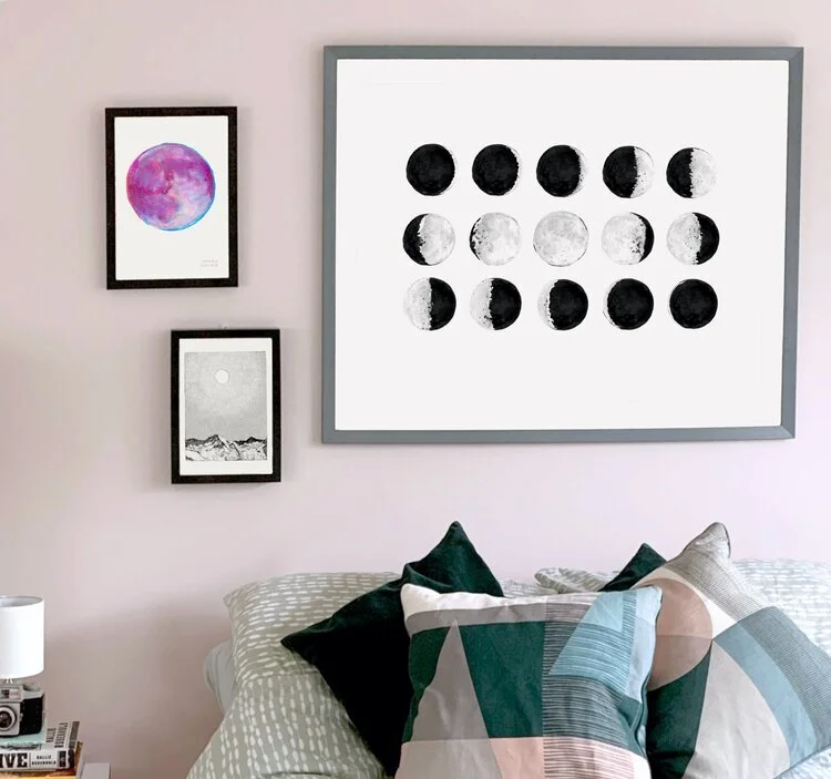 How to choose art for Bedroom Walls