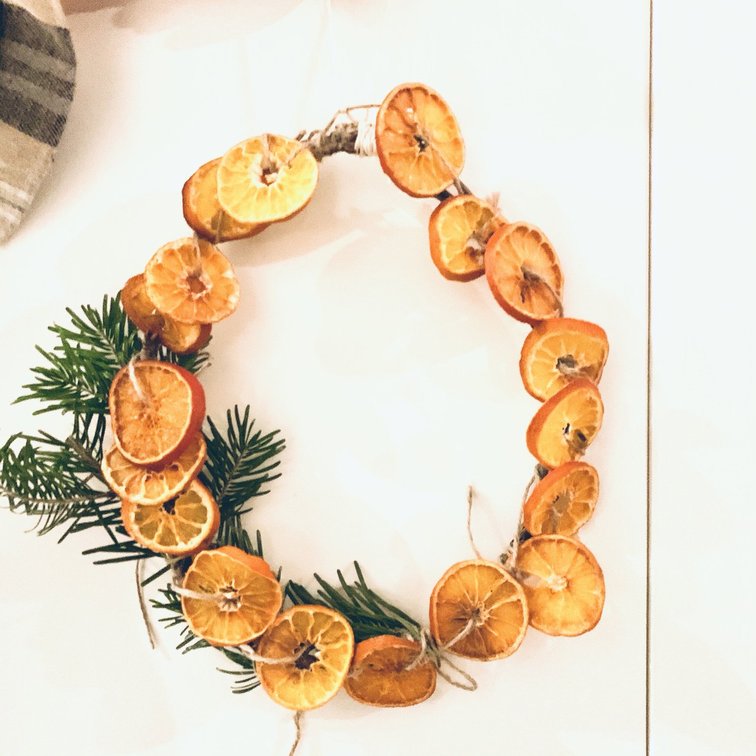 Make a Christmas Wreath with homemade dried Orange Slices — Drawn ...