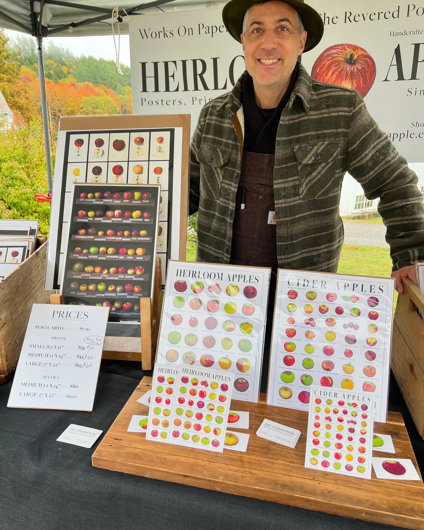 Here at Scott farm and it&rsquo;s not raining!!! .

#heirloomapples, #applepicking, #fall, #fallinvermont, #vermont, #heirloomappleposter, #ciderappleposters, #ciderappleposter, #art, #appleillustrations, #illustrations, #heirloomapples, #heirloomapp