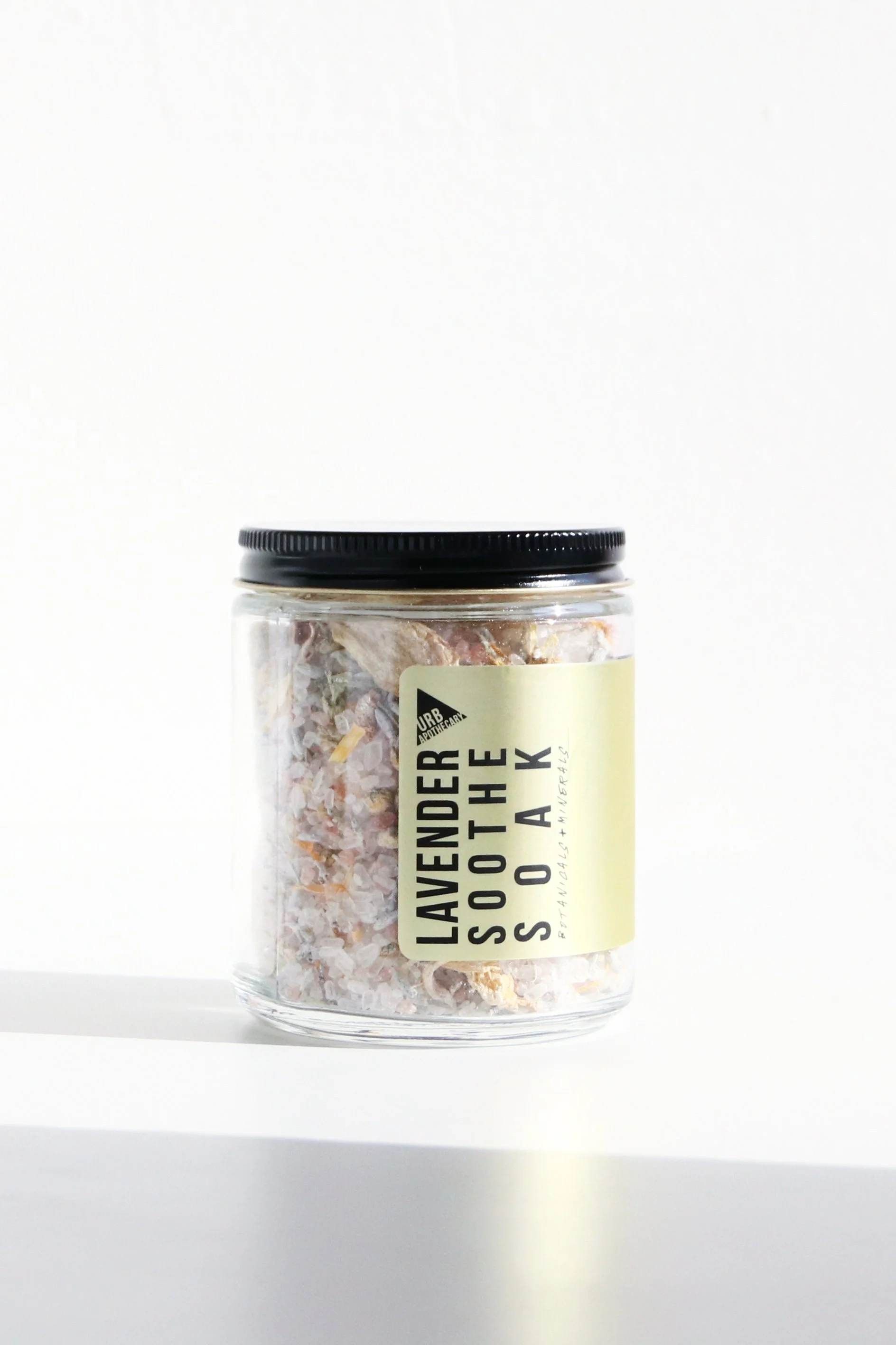 urb_apothecary_organic_skincare_52_of_222_1050x@2x.progressive.jpg