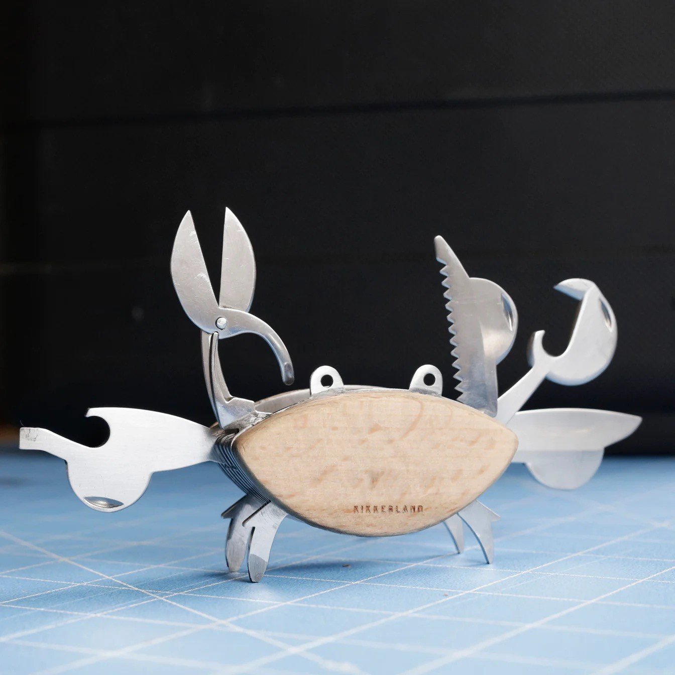 Crabby crabby crabby tool!⁠
a helpful friend, and so cute, too! ⁠
🦀😜 ⁠
⁠
⁠
⁠
⁠
⁠
#multitool #crablovers #capitolavillage #santacruzlife