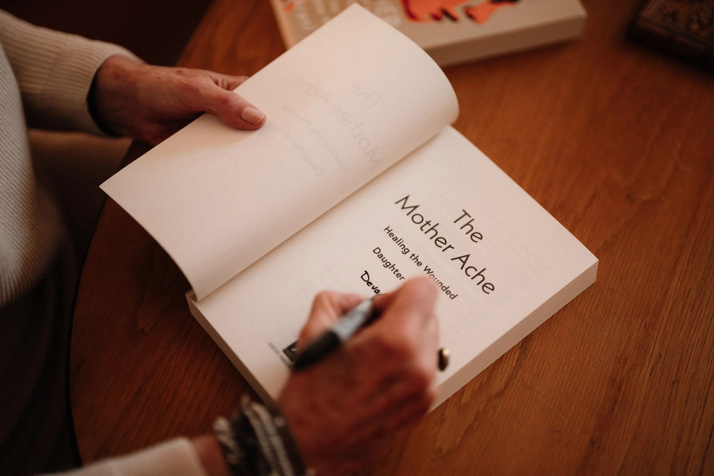 AraniShimerBookLaunch-02745.jpg
