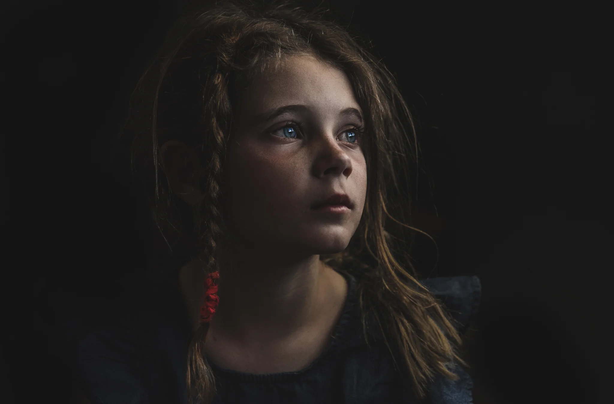 HELEN WHITTLE-"Beyond the Gaze" ISO 800, f/3.5, 1/320