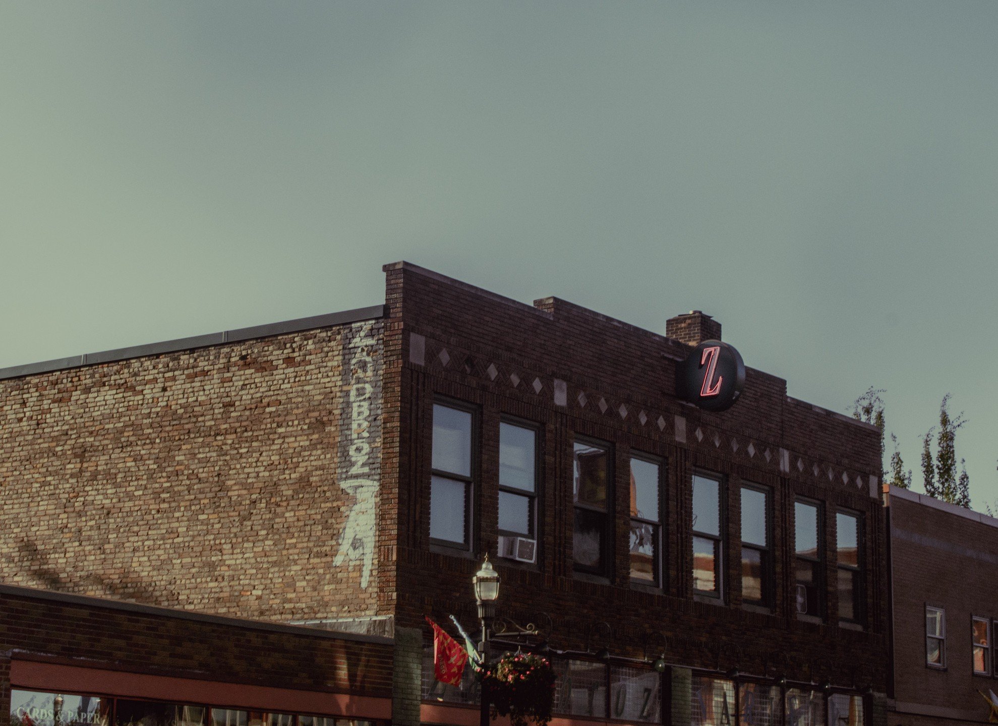 we'll always remember trips downtown when we were kids, wandering through Zandbroz to see what kind of old time magic we could conjur. We'll miss the contents of this wonderful place and we can't wait to see what kind of magic gets made here in the f