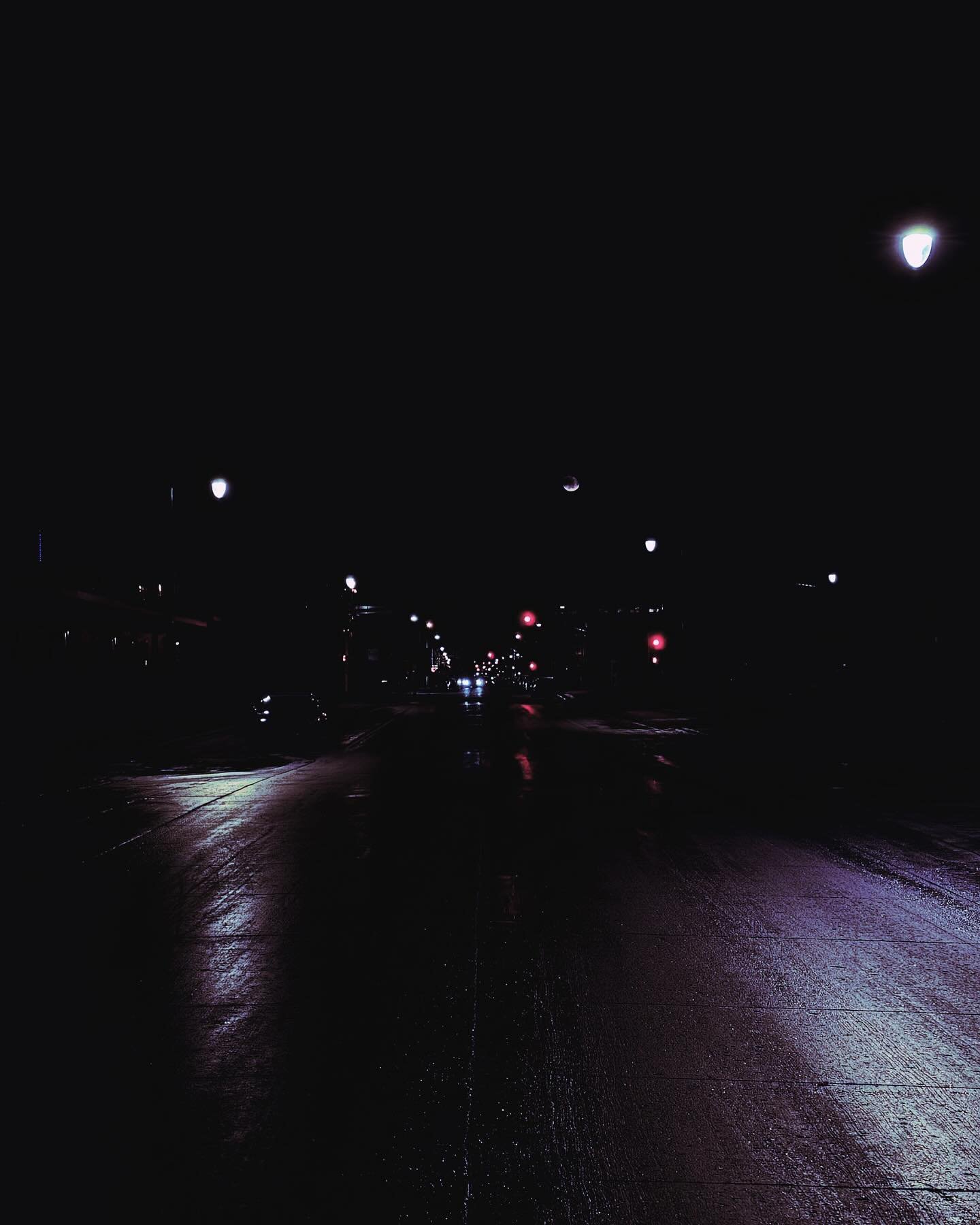 Some see darkness; others seek the light #lostinfargo