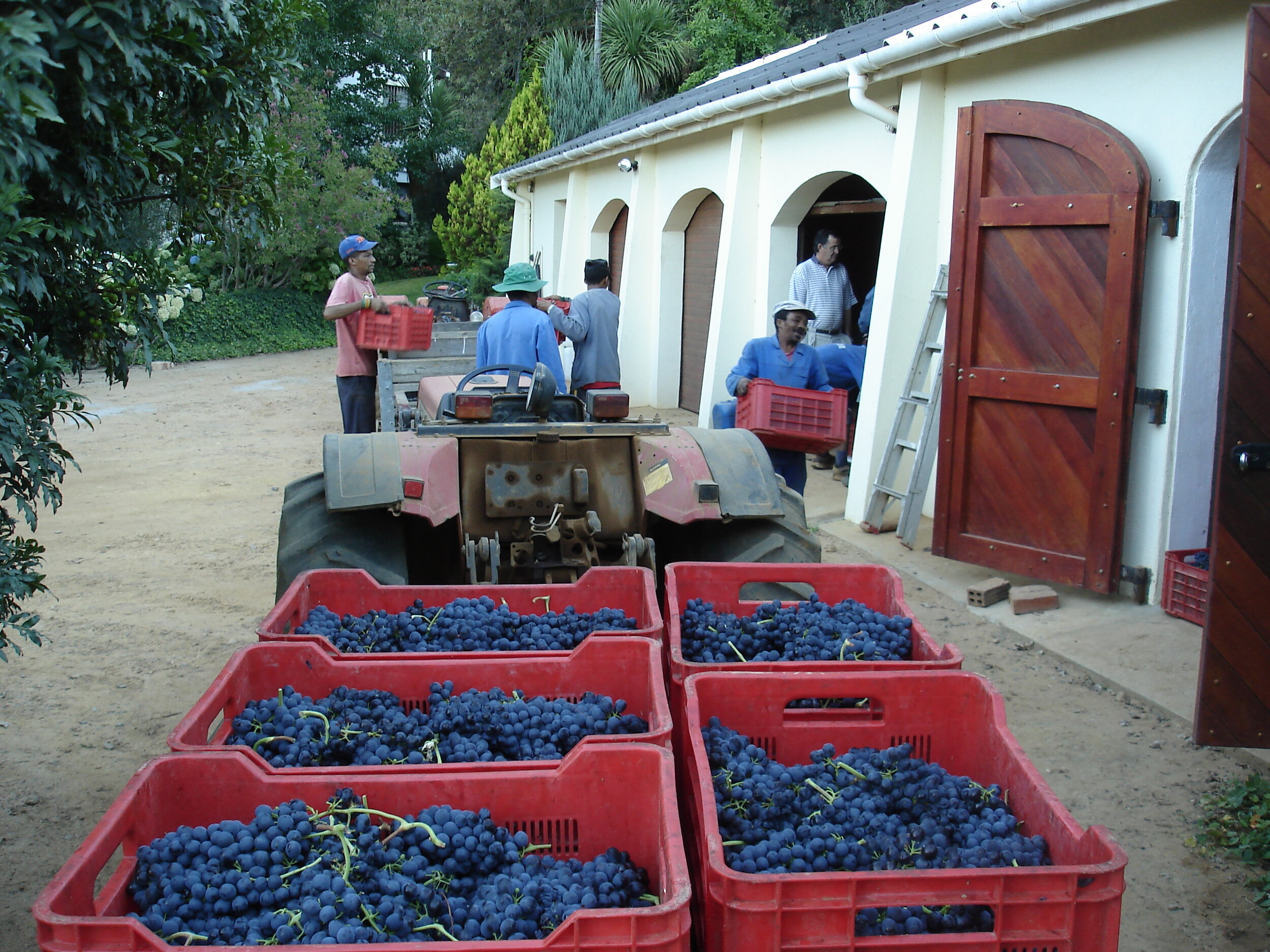 Rainbows End — Baobab Wines