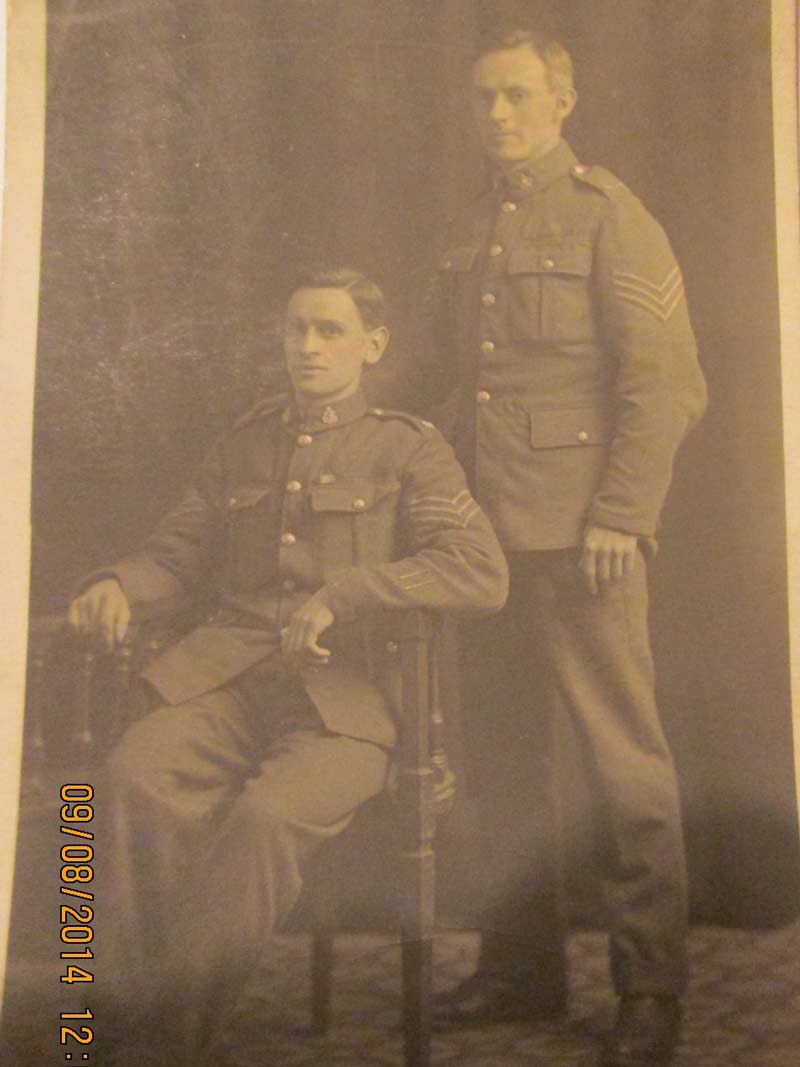 alec_and_fred_bounds_ww1_.jpg