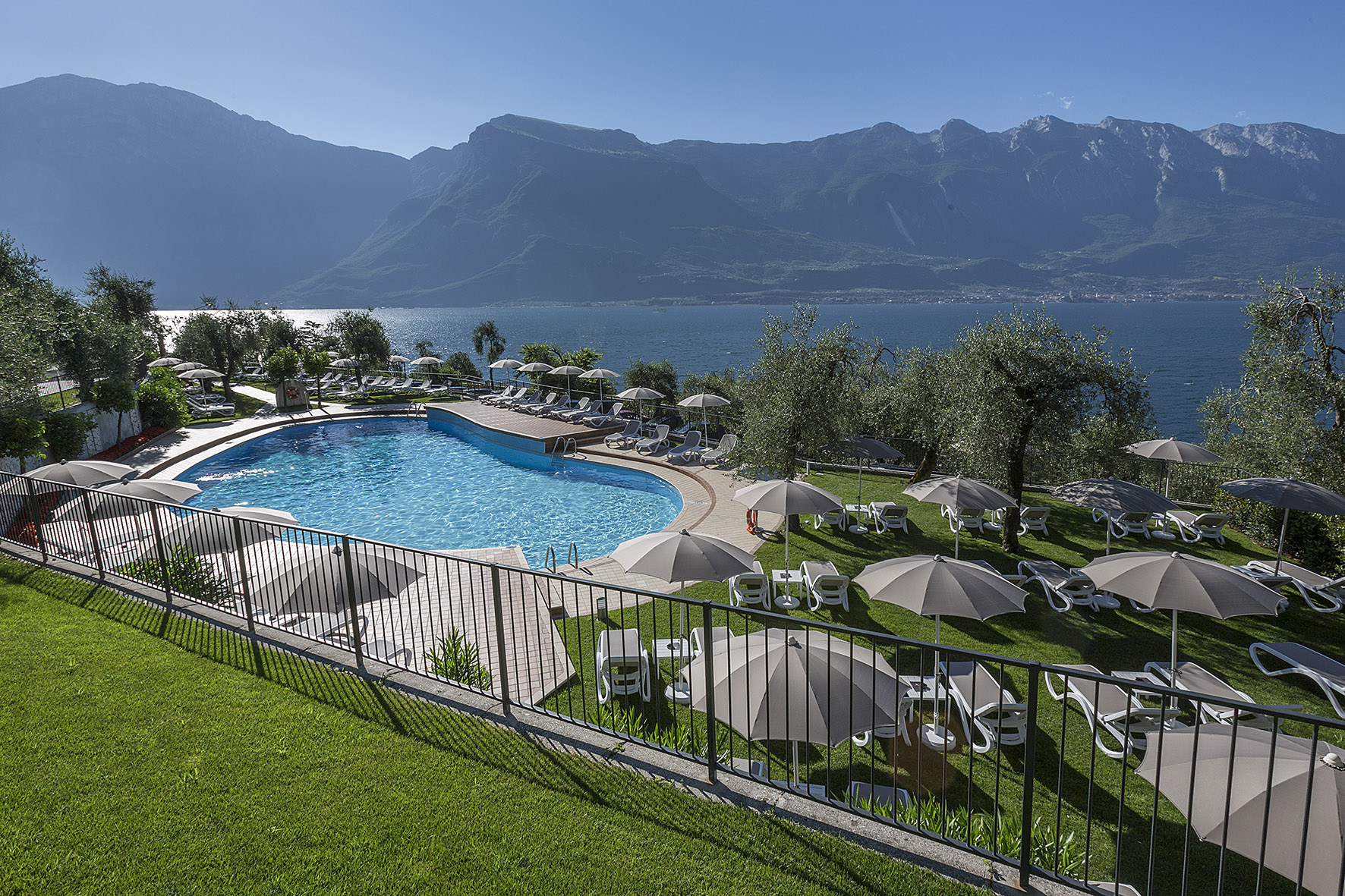 limone_sul_garda_hotel_atilius_piscina502.jpg