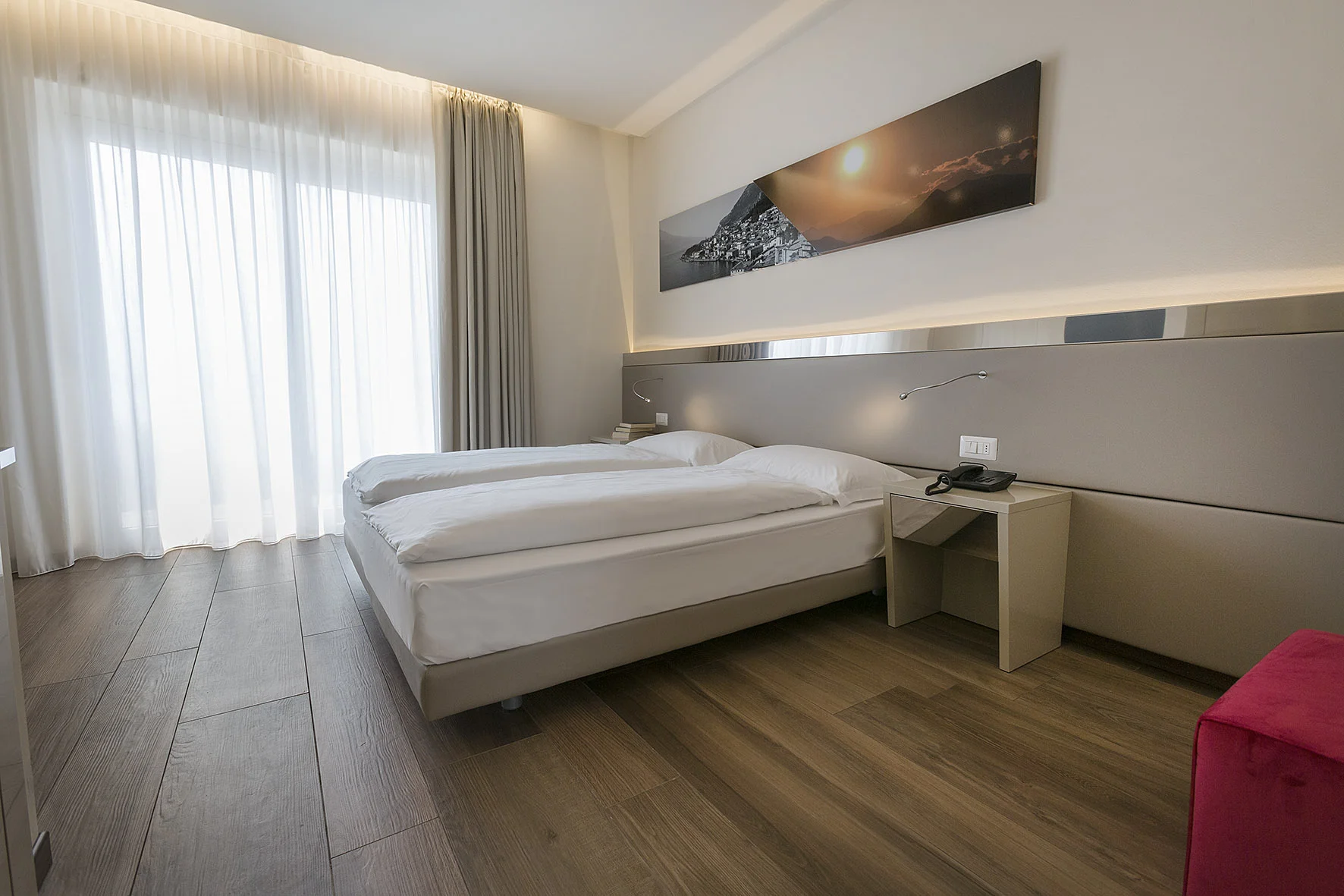 Room 411 - 001-B.jpg