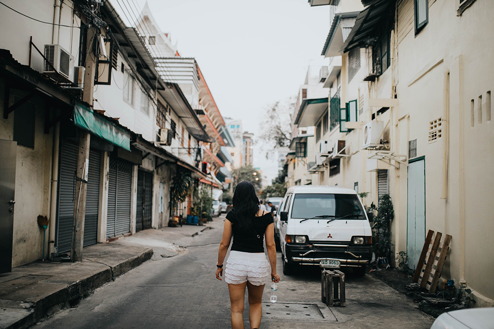 the type of streets you'll end up wandering through! surprisingly i didn't feel unsafe at any point, even with my big camera out most of time