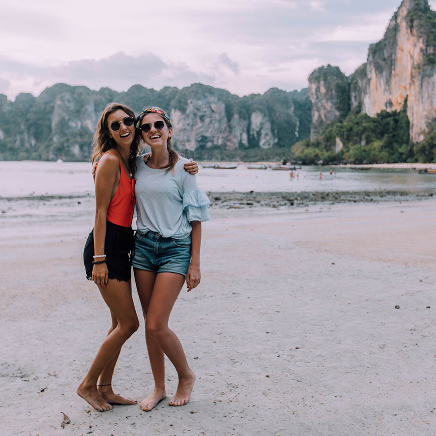 meeting the lovely julia at railay beach