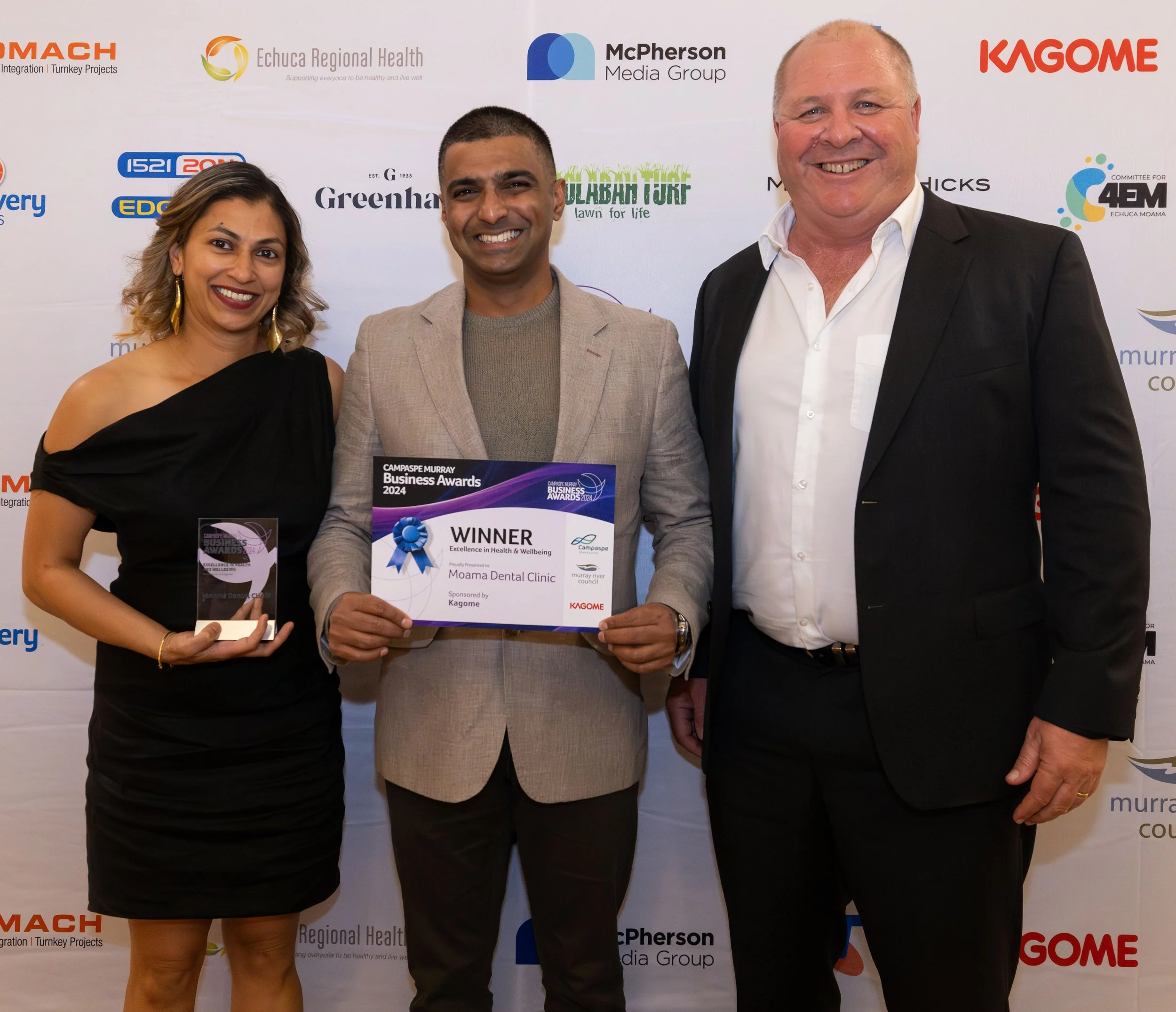 Kagone and Moama Dental businessawards2024-30.jpg