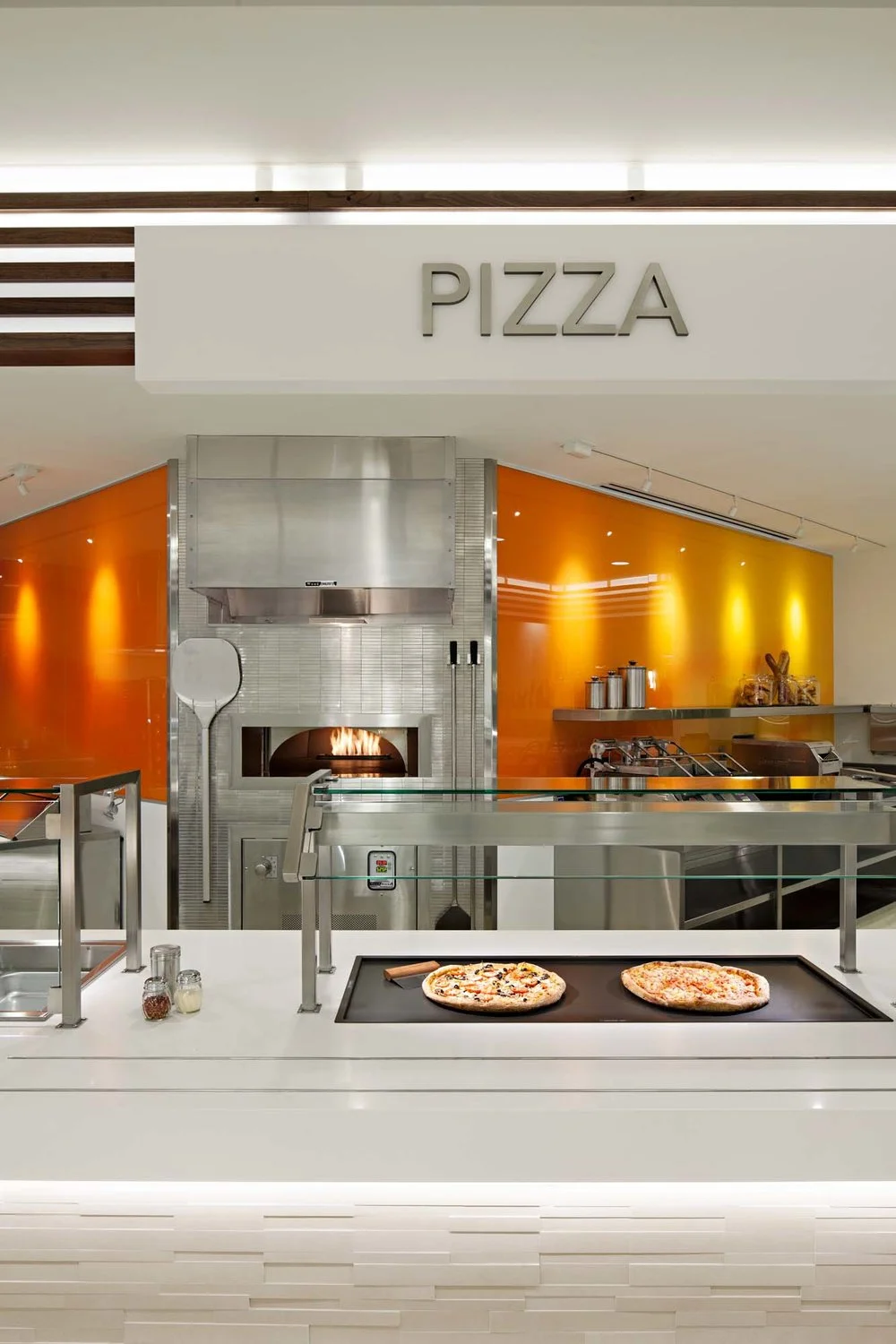 PizzaKitchen.jpg