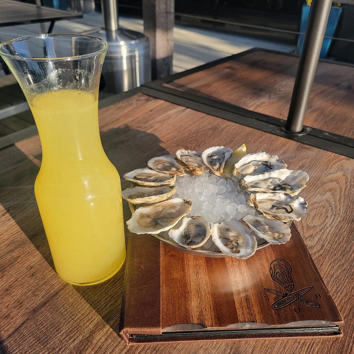 🌼🌺🌷 Come celebrate your special Mother figure in your life this upcoming weekend on Mother&rsquo;s Day! We&rsquo;re having an amazing weekend special! 🎉🥰💘 1 carafe of mimosa and a dozen Chef's Choice oysters for $55.00! 💘 Treat yourself and yo