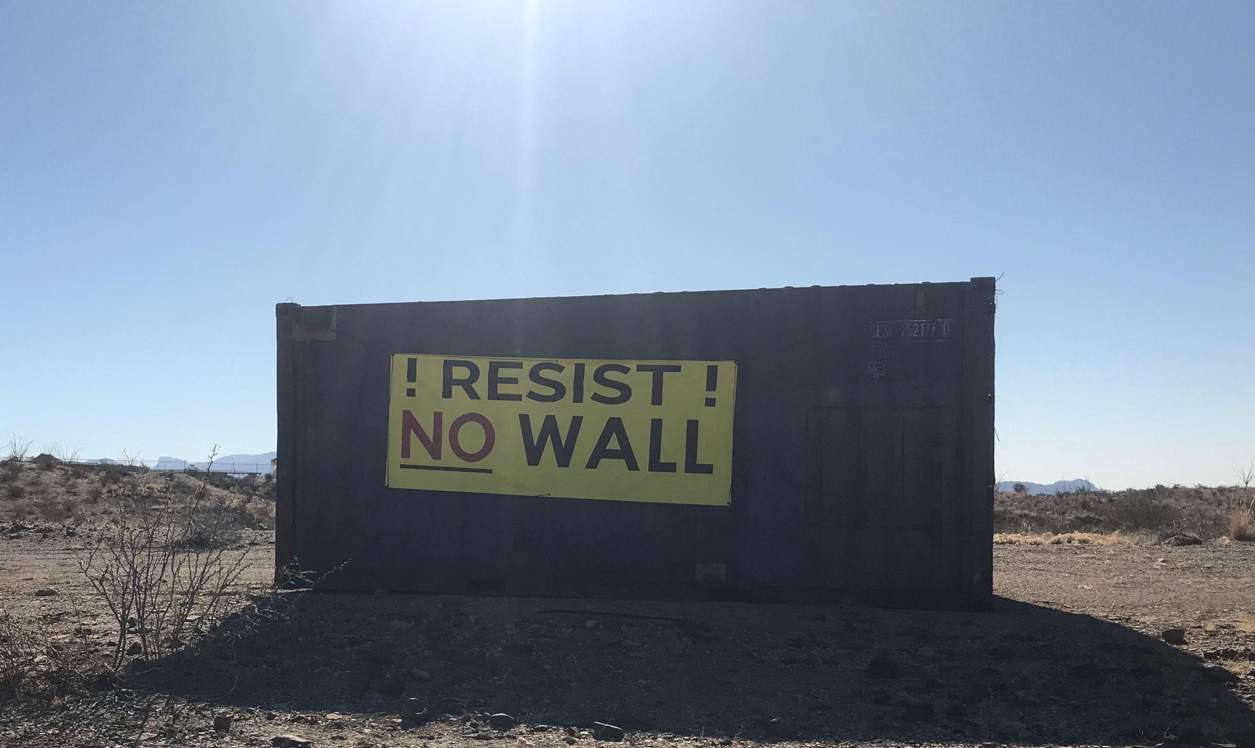  A sign in Terlingua, Texas, reflects sentiment on both sides of the border. 