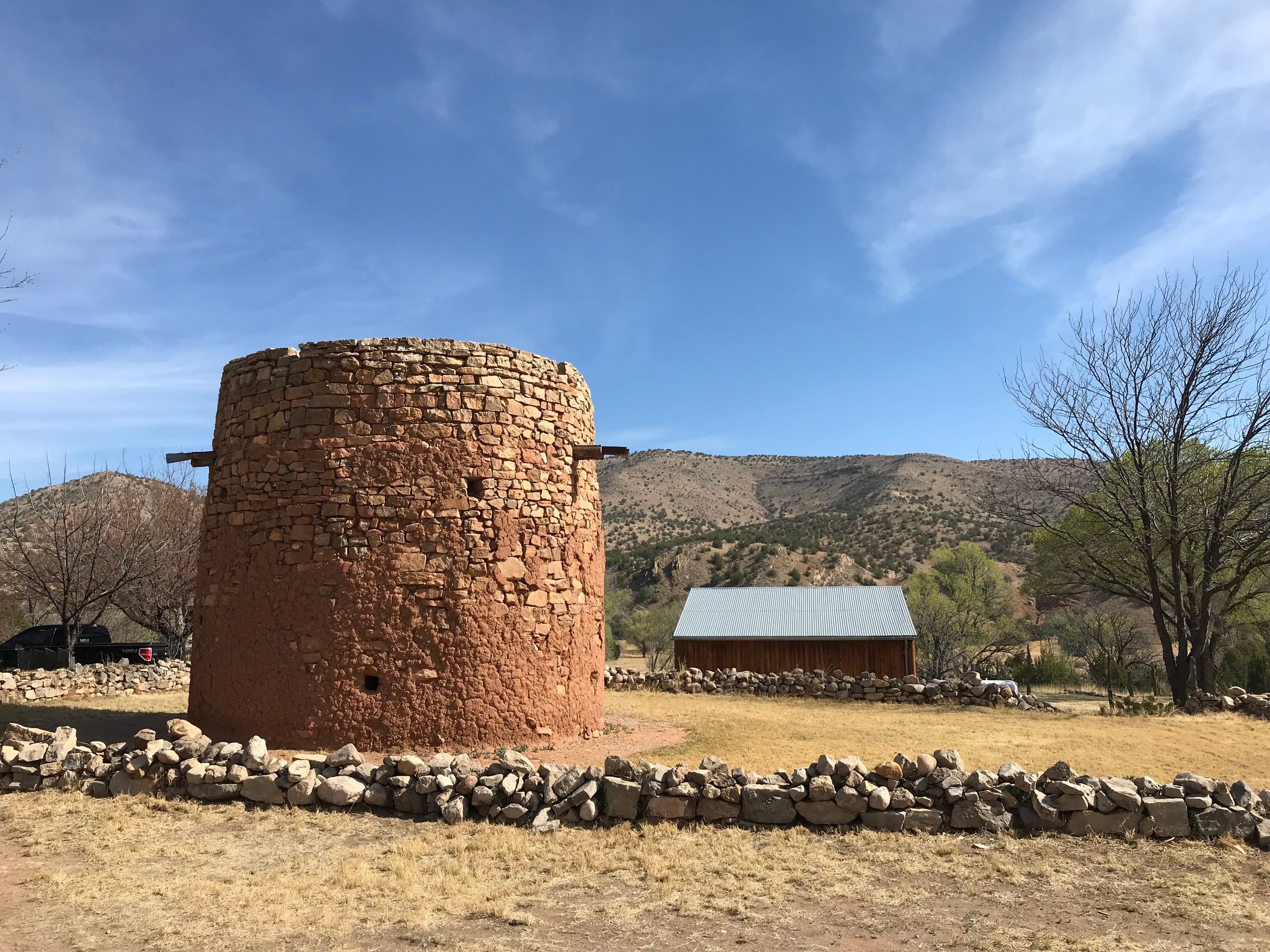  The Torreon, Lincoln's oldest building, was used by Spanish settlers to hold off Indians, and by snipers during the Lincoln County War in 1878. 